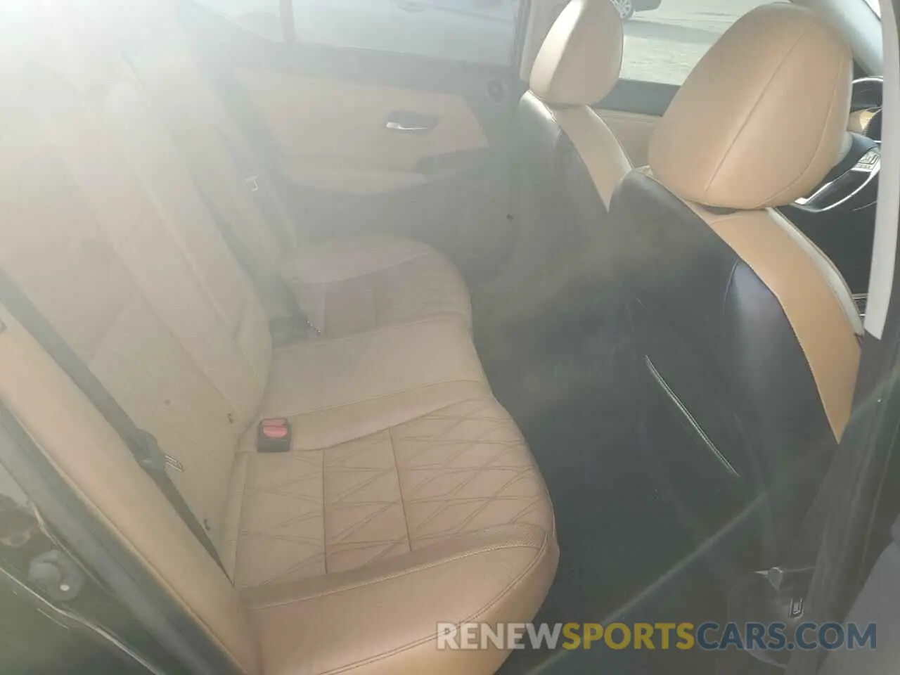 10 Photograph of a damaged car 3N1AB8CV6LY246438 NISSAN SENTRA 2020