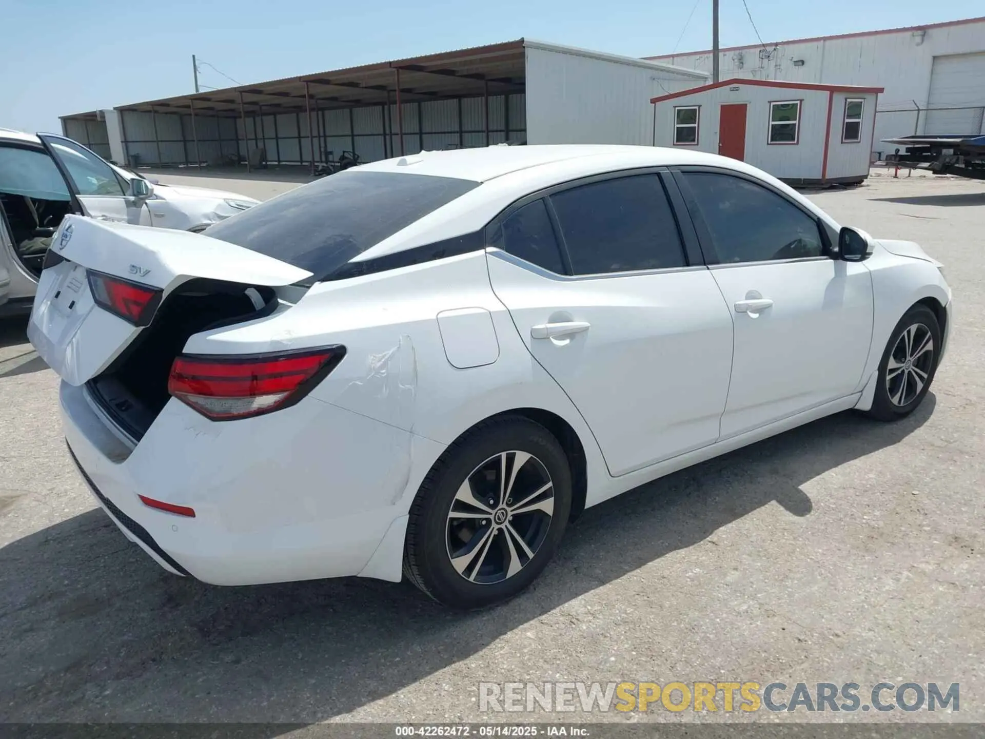 4 Photograph of a damaged car 3N1AB8CV6LY268360 NISSAN SENTRA 2020