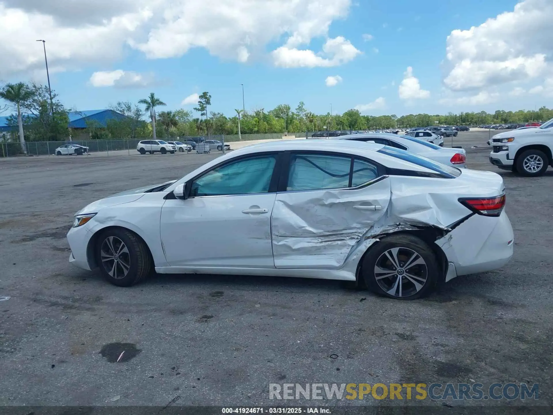 14 Photograph of a damaged car 3N1AB8CV6LY292612 NISSAN SENTRA 2020
