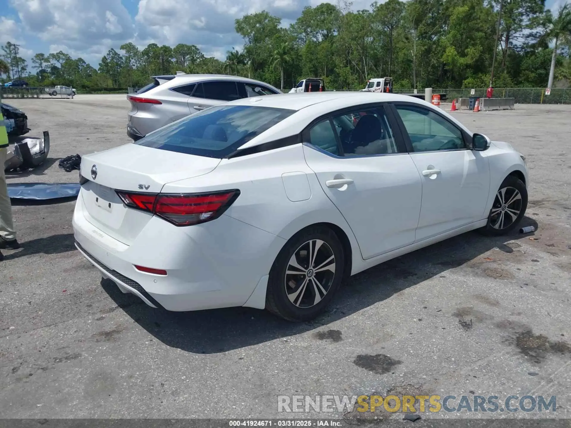 4 Photograph of a damaged car 3N1AB8CV6LY292612 NISSAN SENTRA 2020