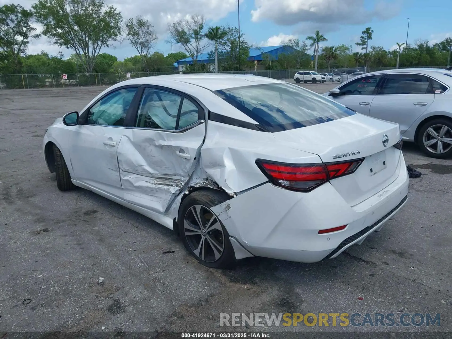 6 Photograph of a damaged car 3N1AB8CV6LY292612 NISSAN SENTRA 2020