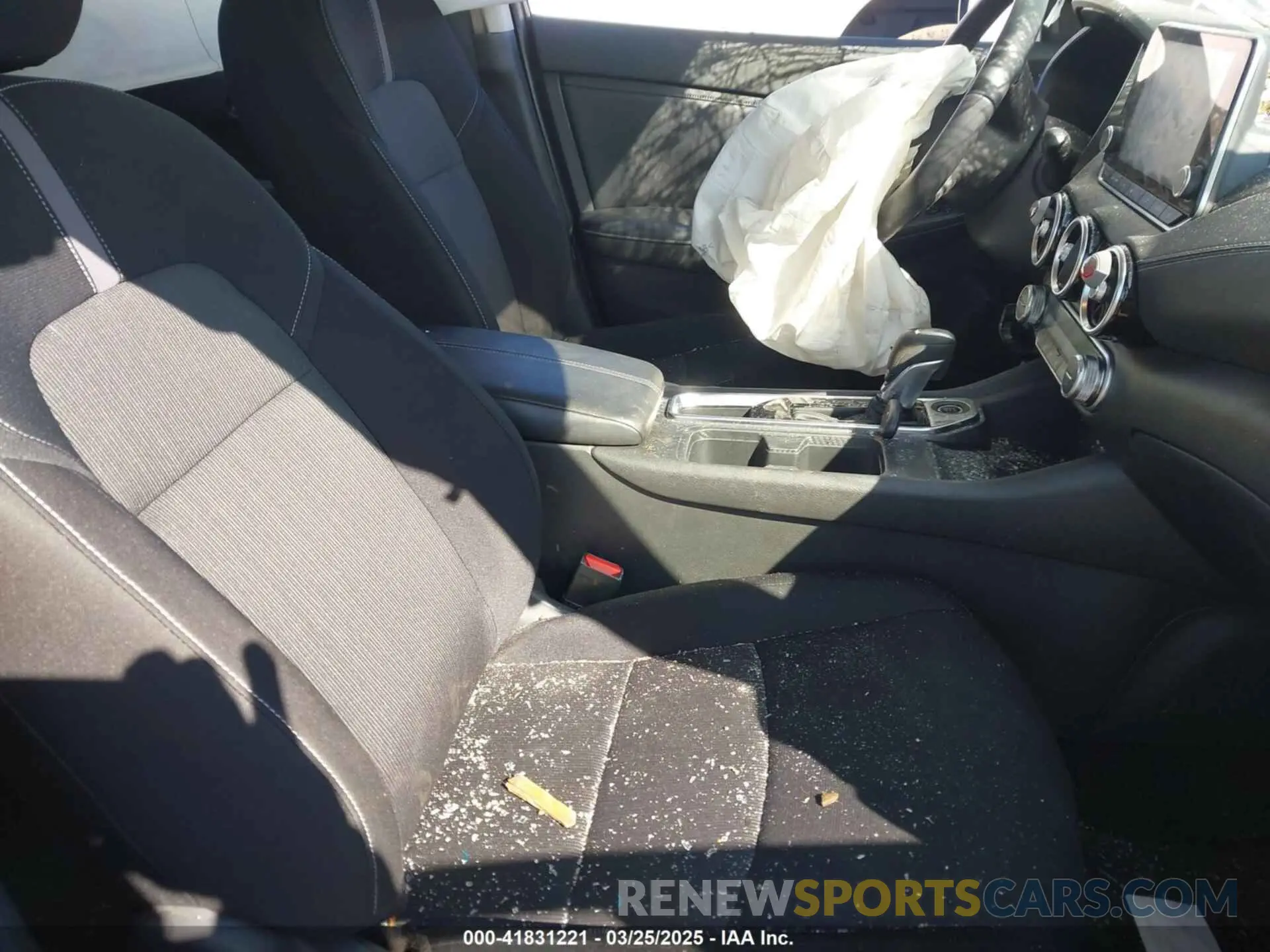 5 Photograph of a damaged car 3N1AB8CV8LY207186 NISSAN SENTRA 2020