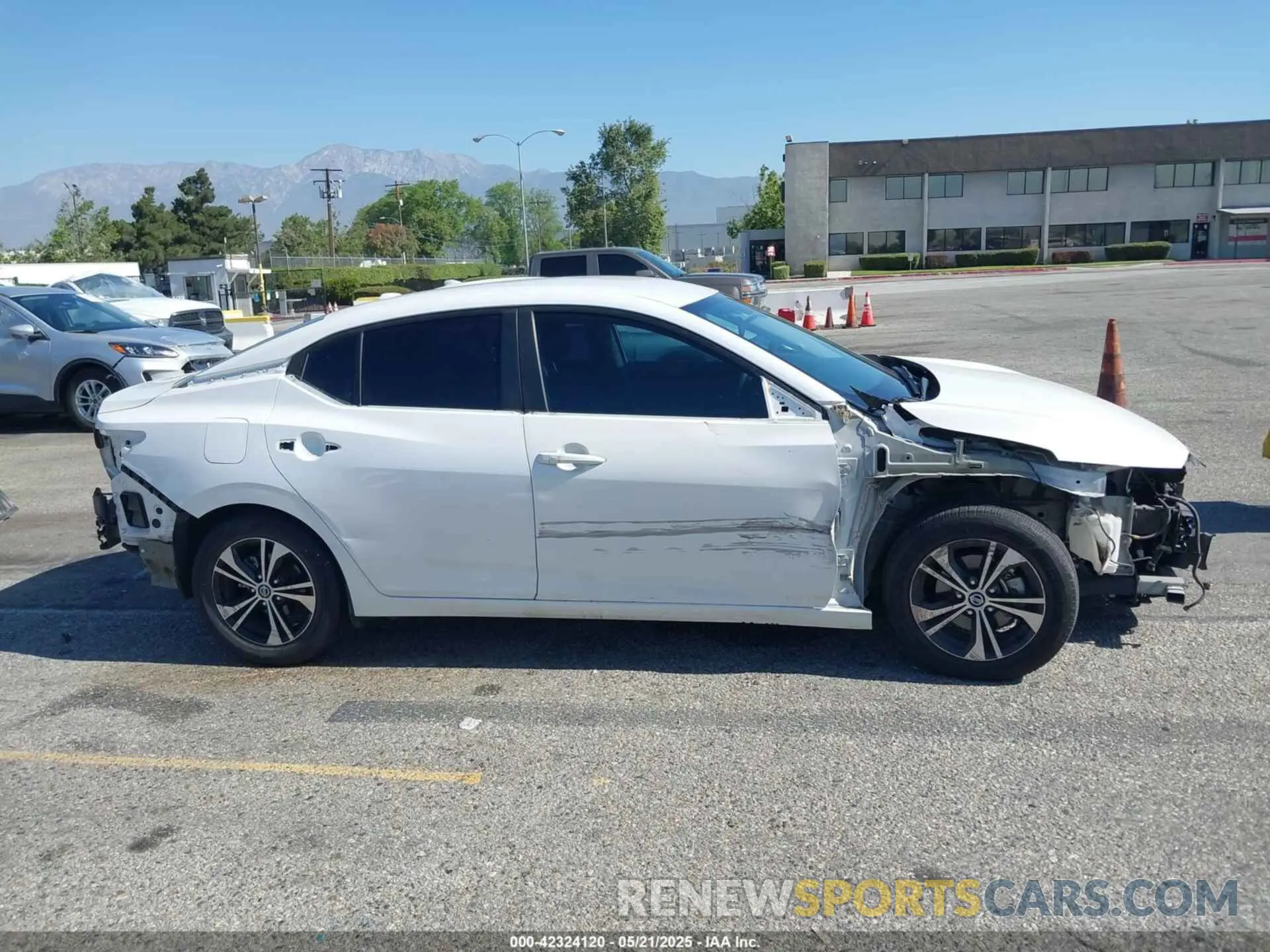 14 Photograph of a damaged car 3N1AB8CV8LY308373 NISSAN SENTRA 2020