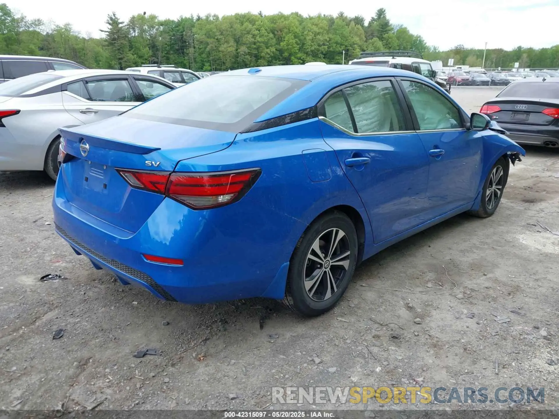 4 Photograph of a damaged car 3N1AB8CV8LY313086 NISSAN SENTRA 2020