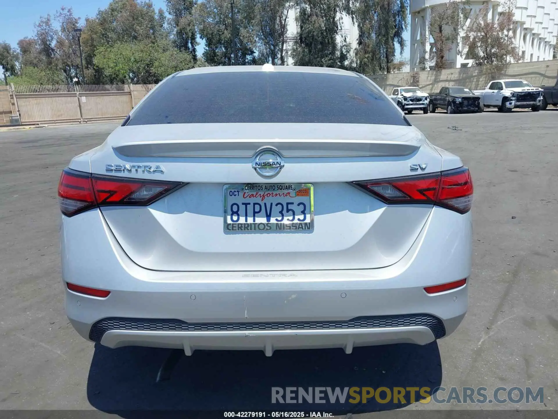 17 Photograph of a damaged car 3N1AB8CV9LY286528 NISSAN SENTRA 2020
