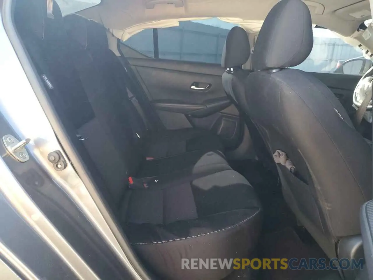 10 Photograph of a damaged car 3N1AB8CV9LY303537 NISSAN SENTRA 2020