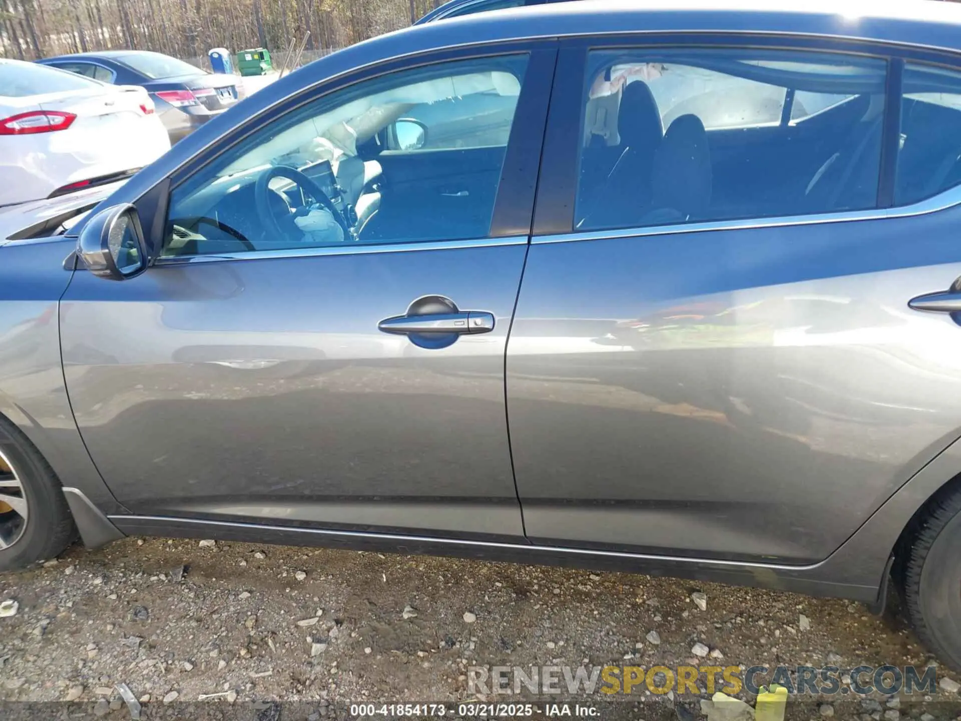 13 Photograph of a damaged car 3N1AB8CV9LY304638 NISSAN SENTRA 2020
