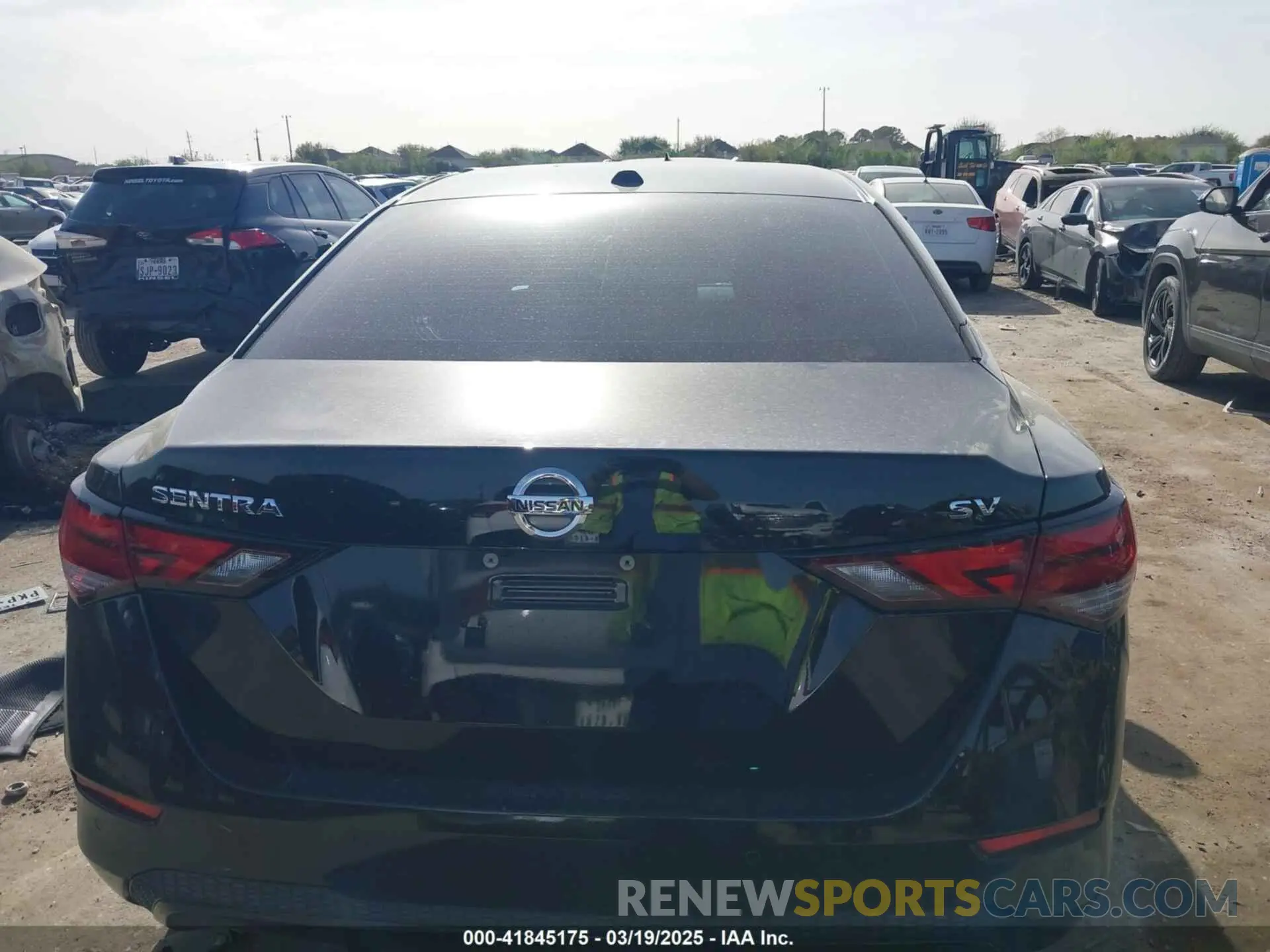16 Photograph of a damaged car 3N1AB8CV9LY312853 NISSAN SENTRA 2020