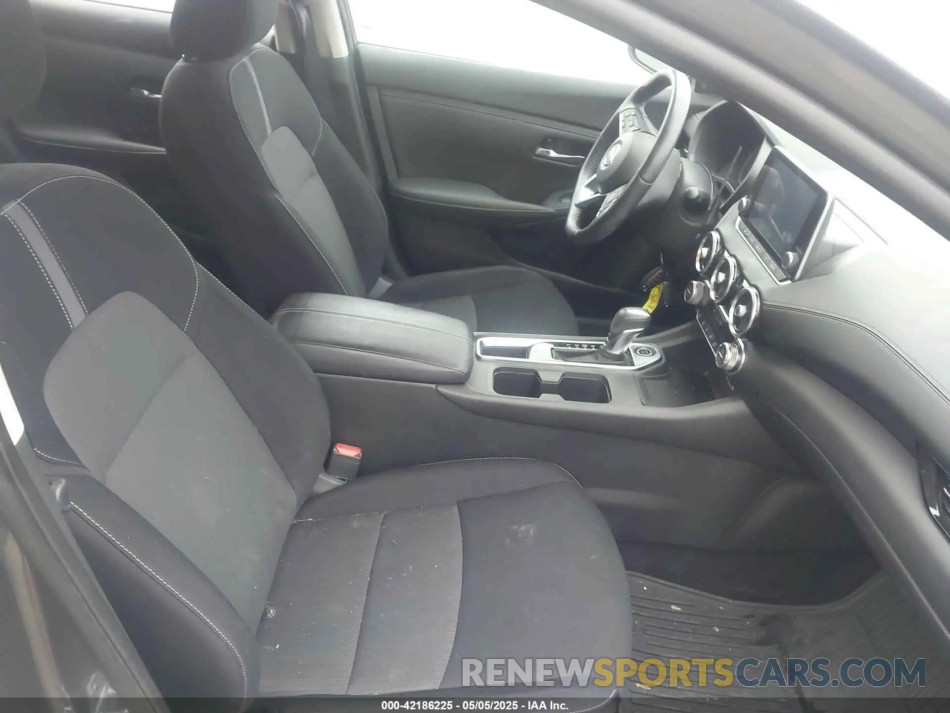 5 Photograph of a damaged car 3N1AB8CVXLY209330 NISSAN SENTRA 2020