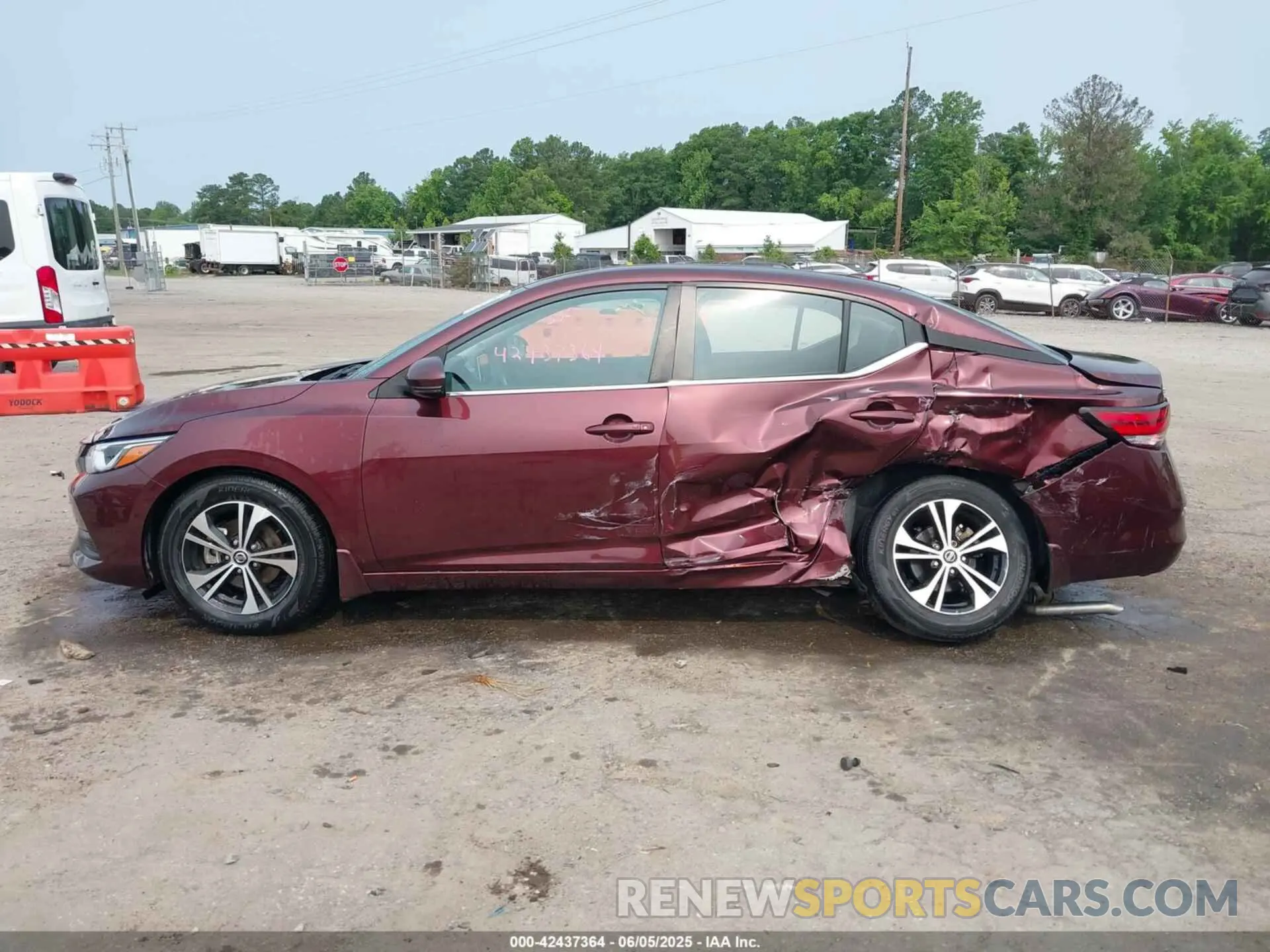 14 Photograph of a damaged car 3N1AB8CVXLY242733 NISSAN SENTRA 2020
