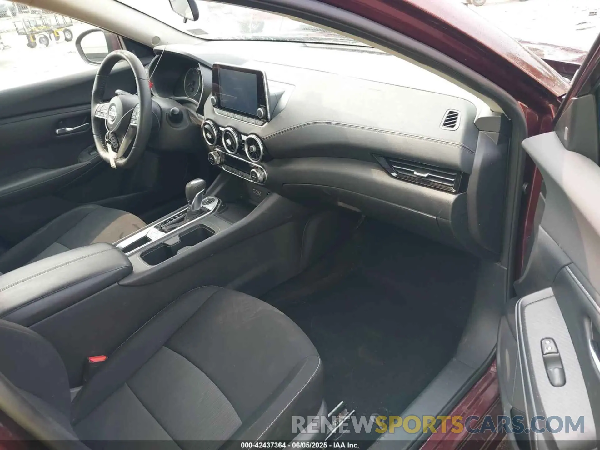 5 Photograph of a damaged car 3N1AB8CVXLY242733 NISSAN SENTRA 2020