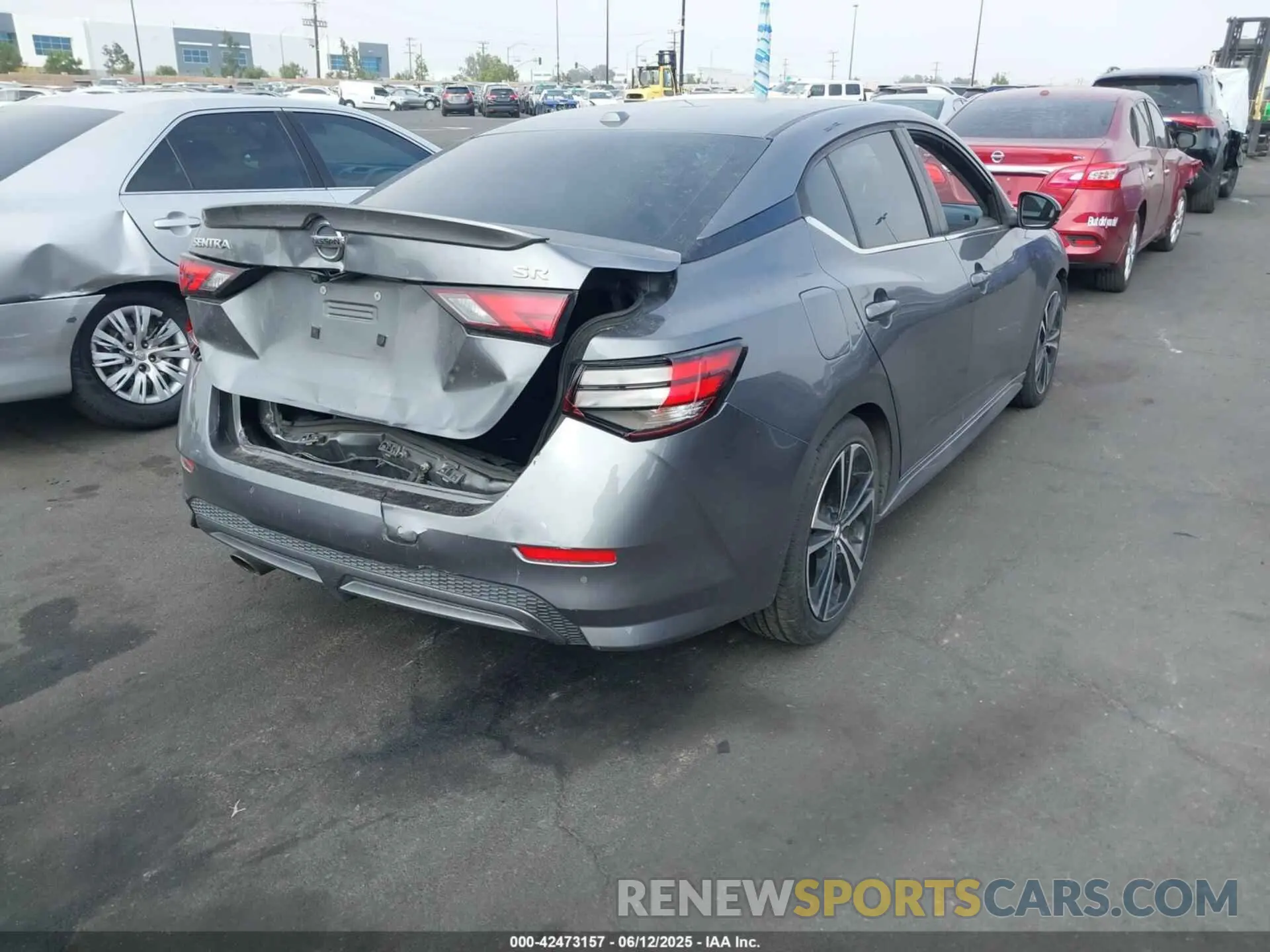 4 Photograph of a damaged car 3N1AB8DV0LY226491 NISSAN SENTRA 2020