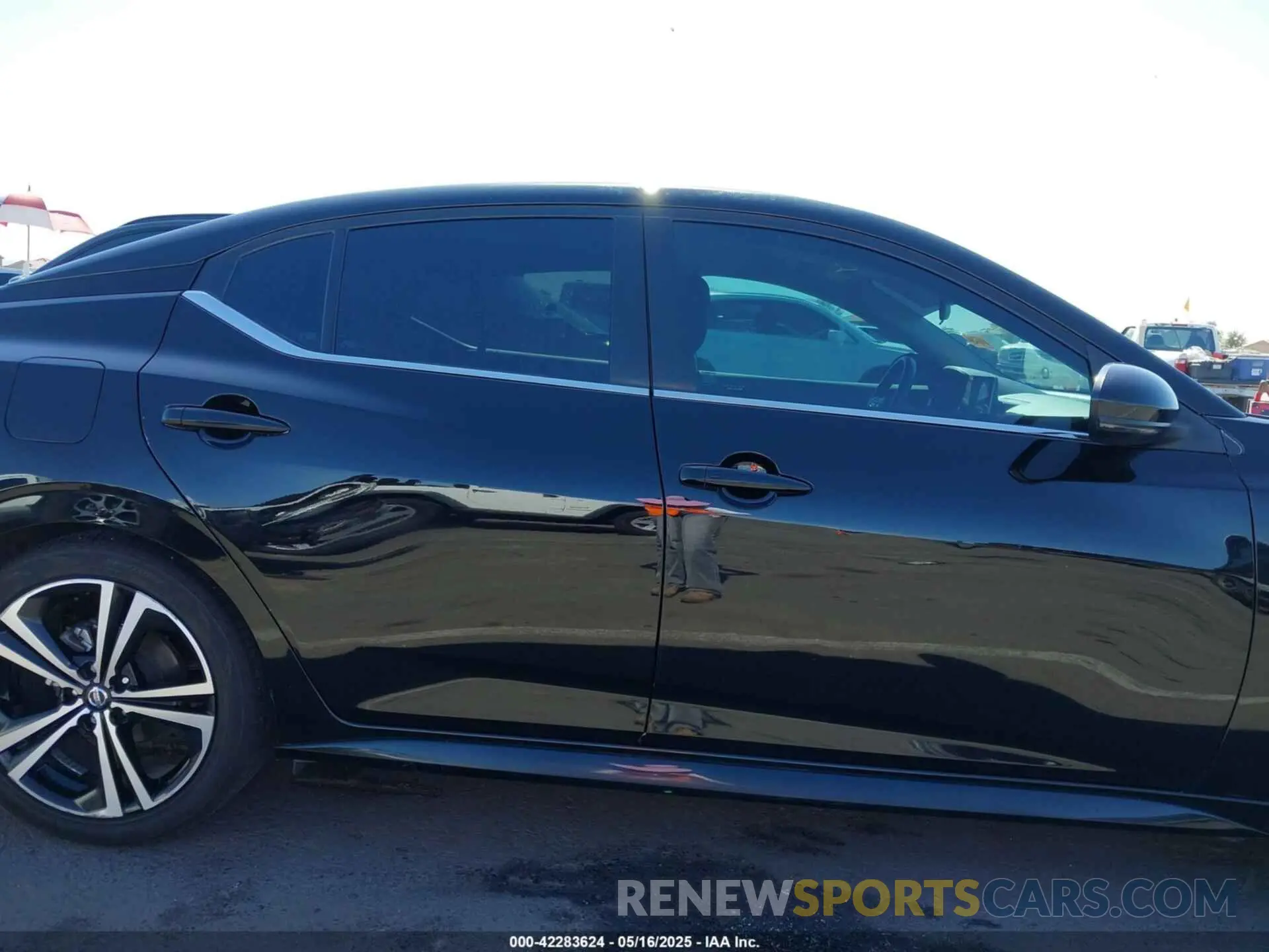 14 Photograph of a damaged car 3N1AB8DV0LY238141 NISSAN SENTRA 2020