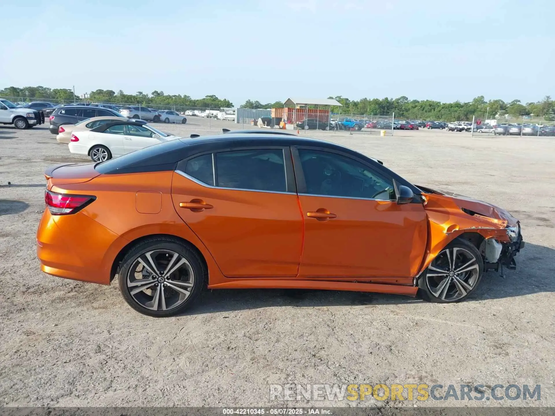 13 Photograph of a damaged car 3N1AB8DV3LY220765 NISSAN SENTRA 2020