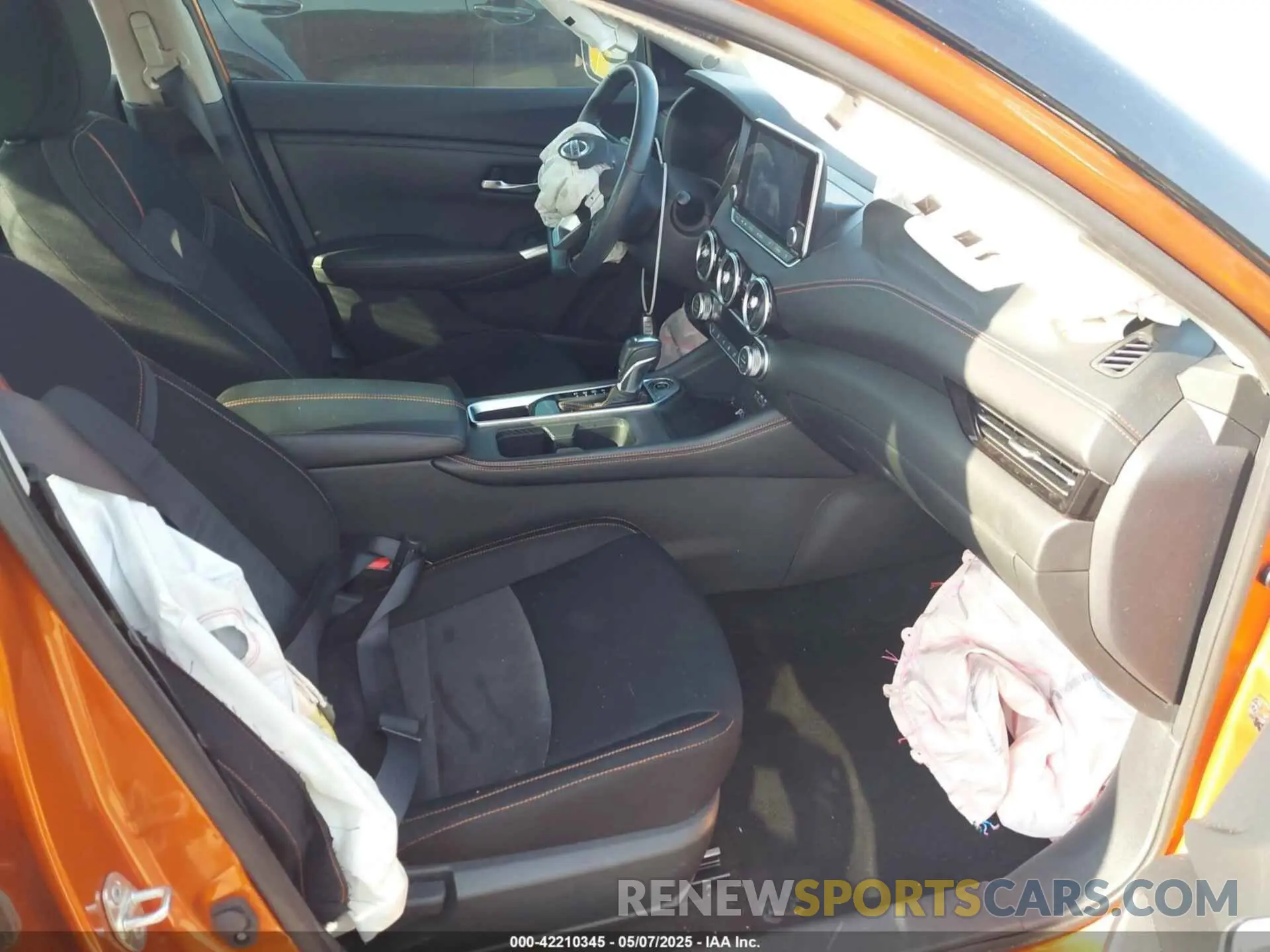 5 Photograph of a damaged car 3N1AB8DV3LY220765 NISSAN SENTRA 2020