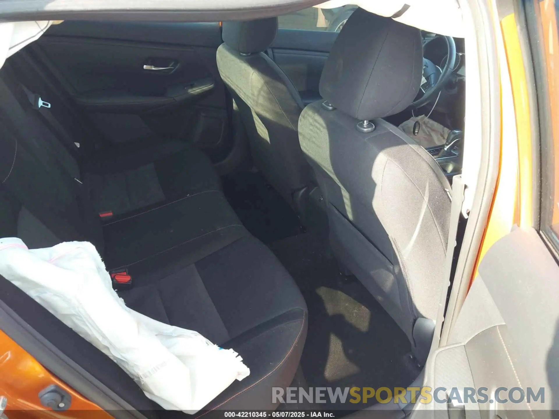 8 Photograph of a damaged car 3N1AB8DV3LY220765 NISSAN SENTRA 2020