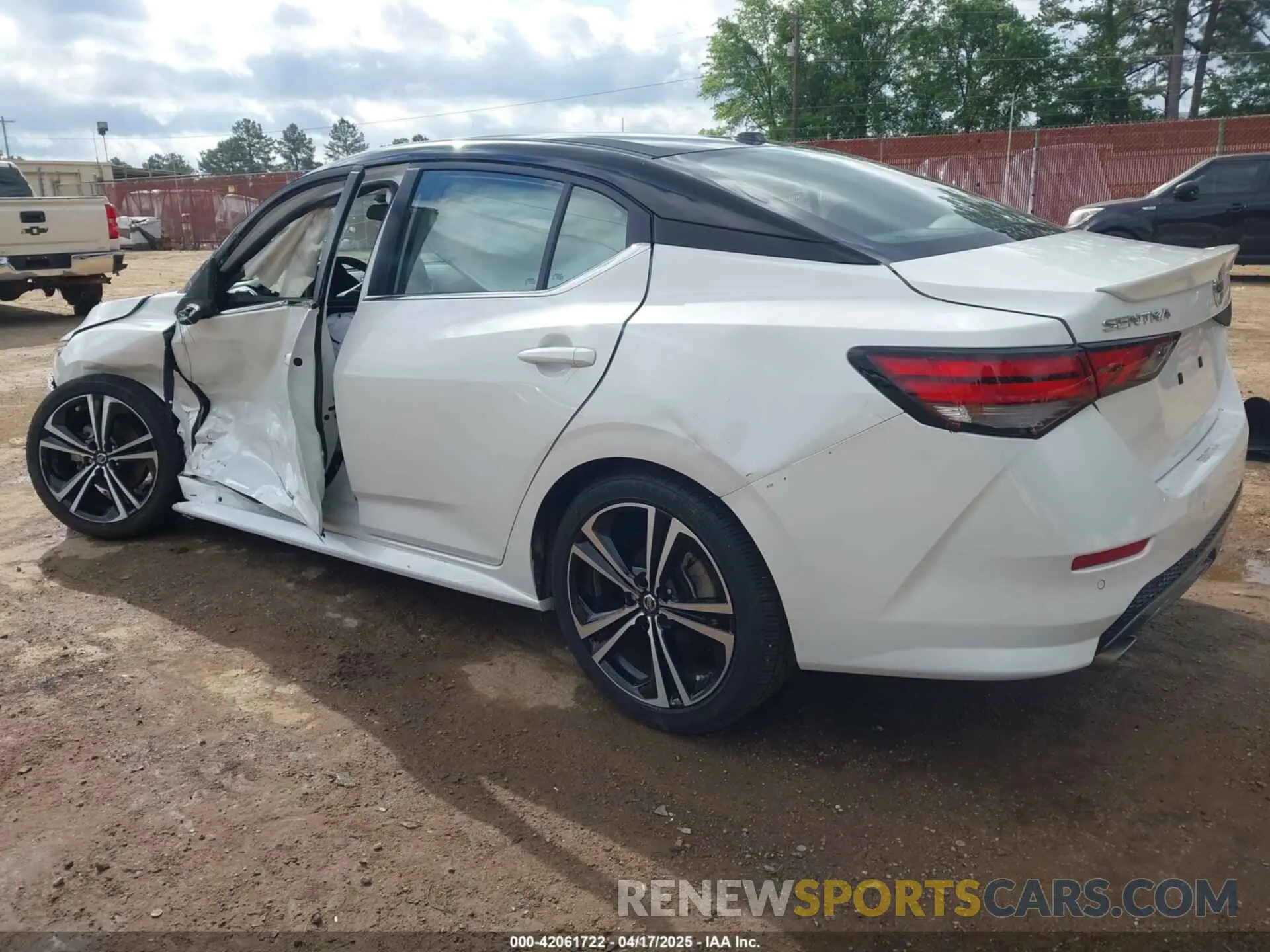 3 Photograph of a damaged car 3N1AB8DV5LY272866 NISSAN SENTRA 2020