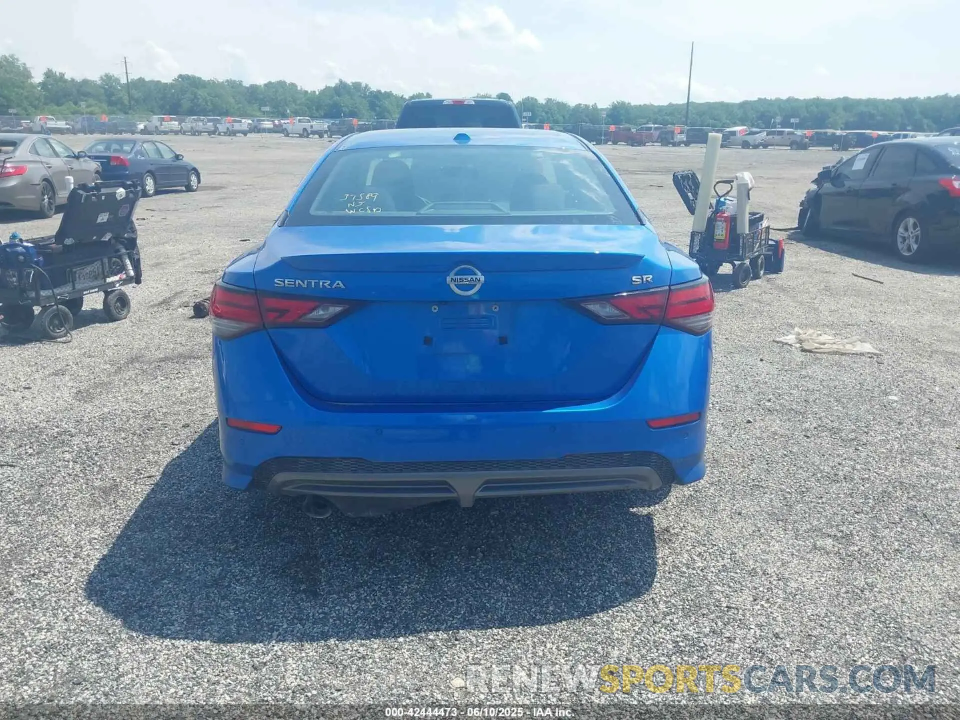 16 Photograph of a damaged car 3N1AB8DV5LY293121 NISSAN SENTRA 2020