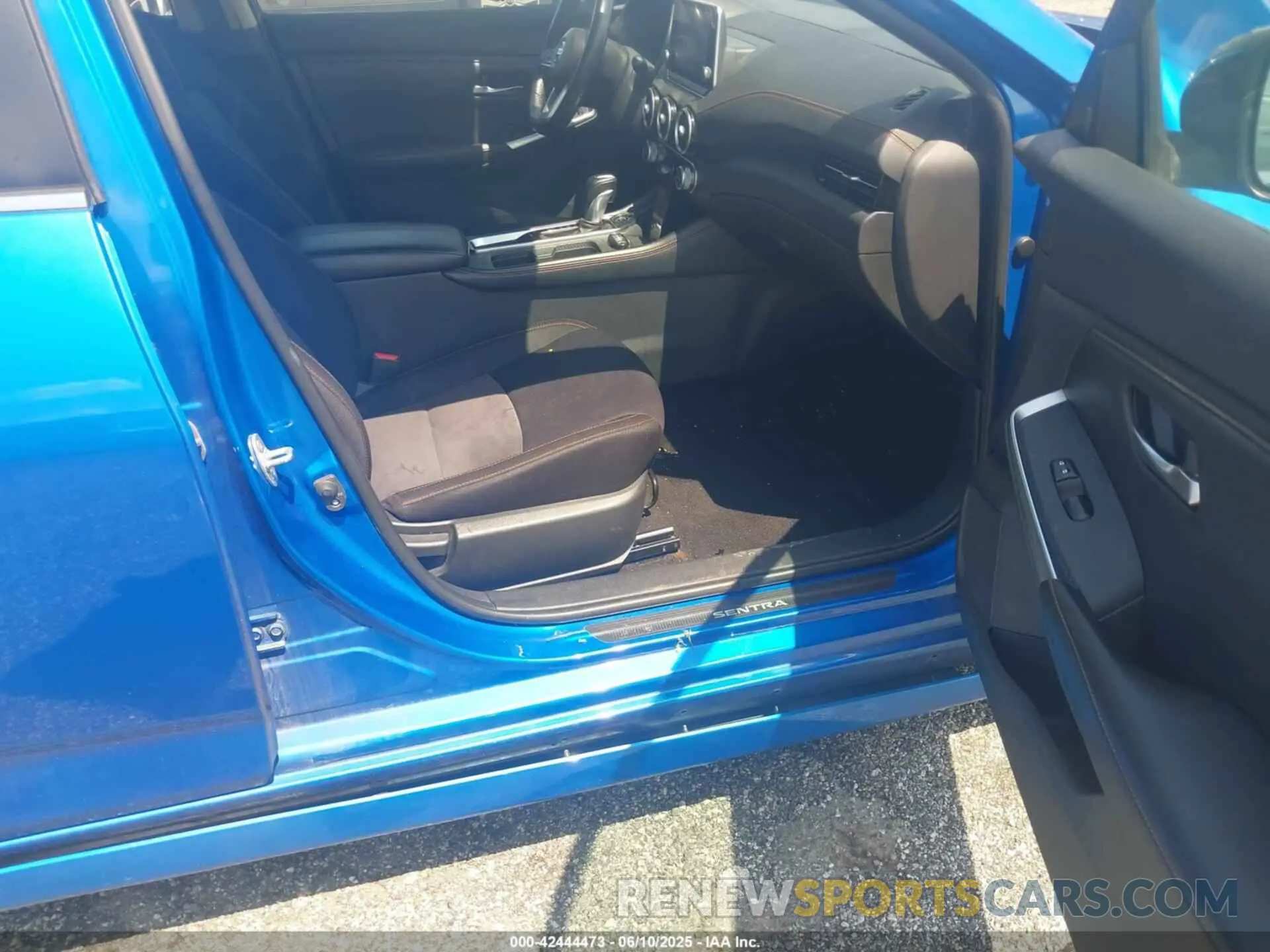 5 Photograph of a damaged car 3N1AB8DV5LY293121 NISSAN SENTRA 2020