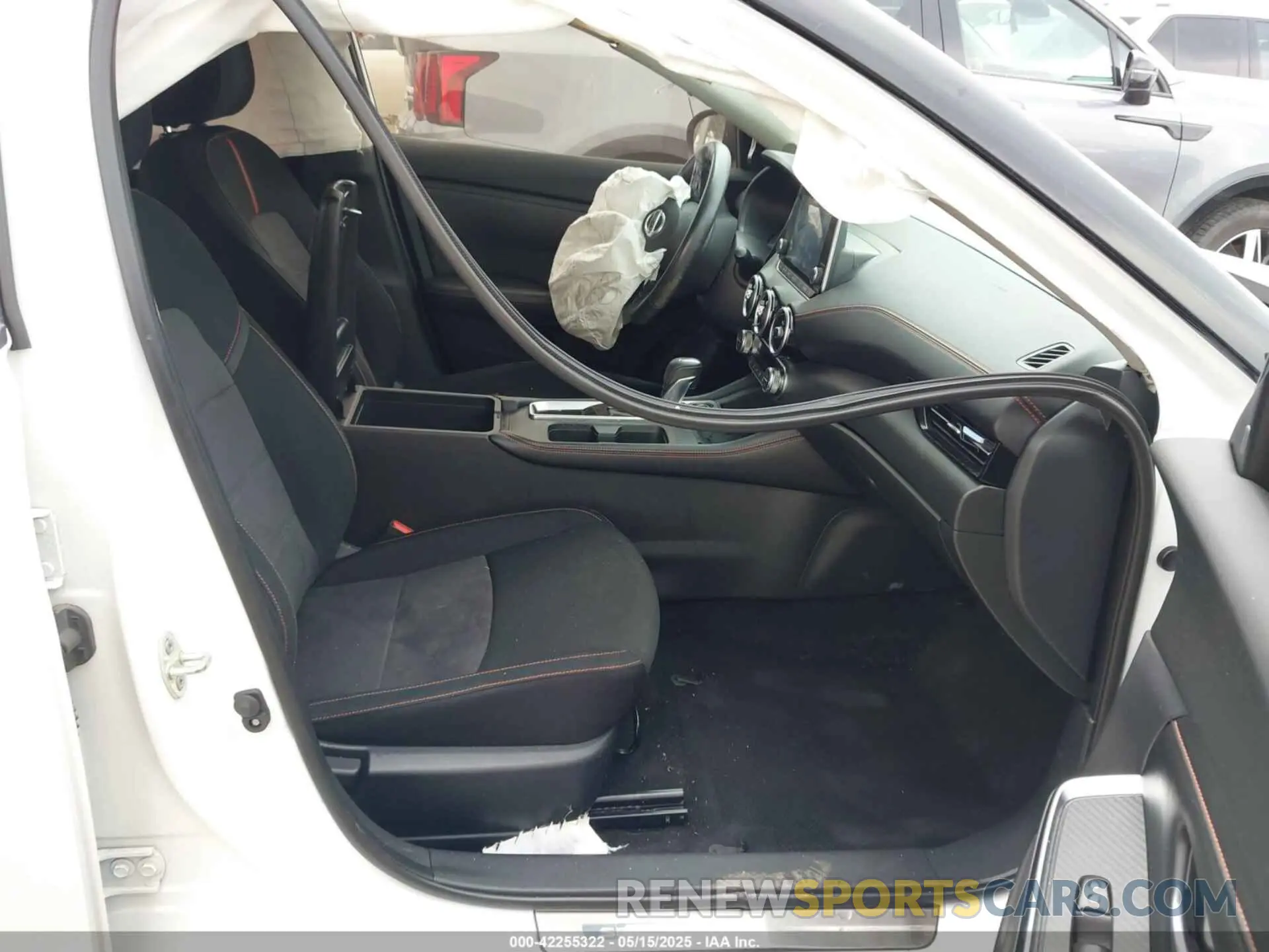 5 Photograph of a damaged car 3N1AB8DV6LY241609 NISSAN SENTRA 2020