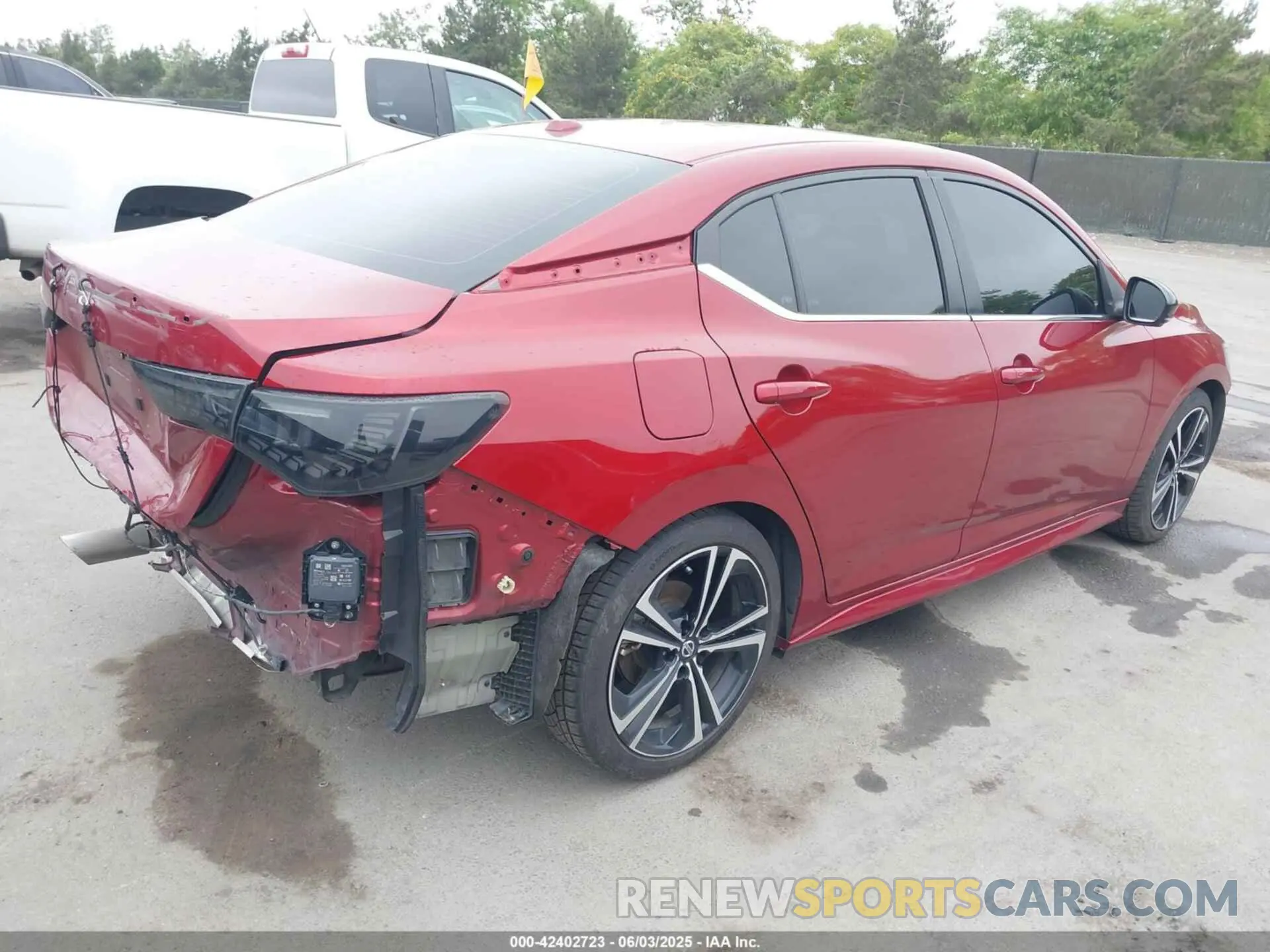 4 Photograph of a damaged car 3N1AB8DV6LY306359 NISSAN SENTRA 2020