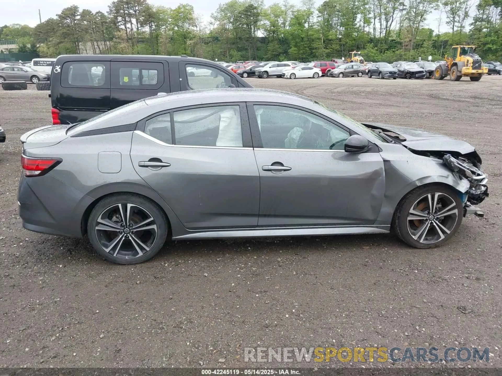13 Photograph of a damaged car 3N1AB8DV7LY286669 NISSAN SENTRA 2020