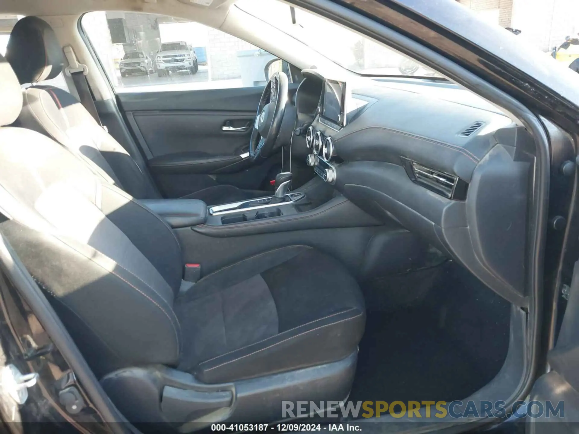 5 Photograph of a damaged car 3N1AB8DV8LY218705 NISSAN SENTRA 2020