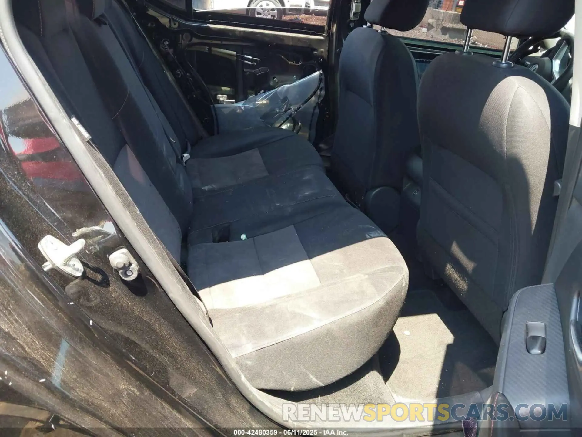 8 Photograph of a damaged car 3N1AB8DV8LY271887 NISSAN SENTRA 2020