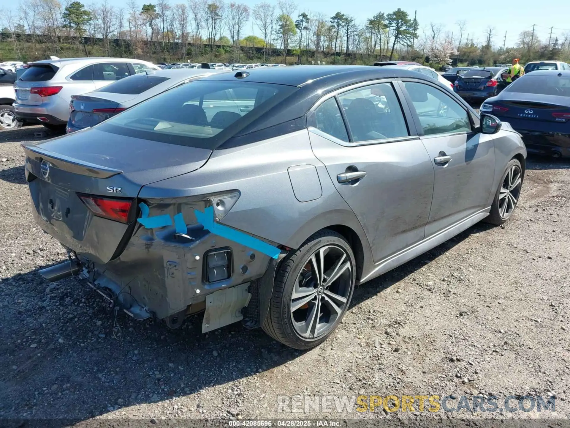 4 Photograph of a damaged car 3N1AB8DVXLY262821 NISSAN SENTRA 2020