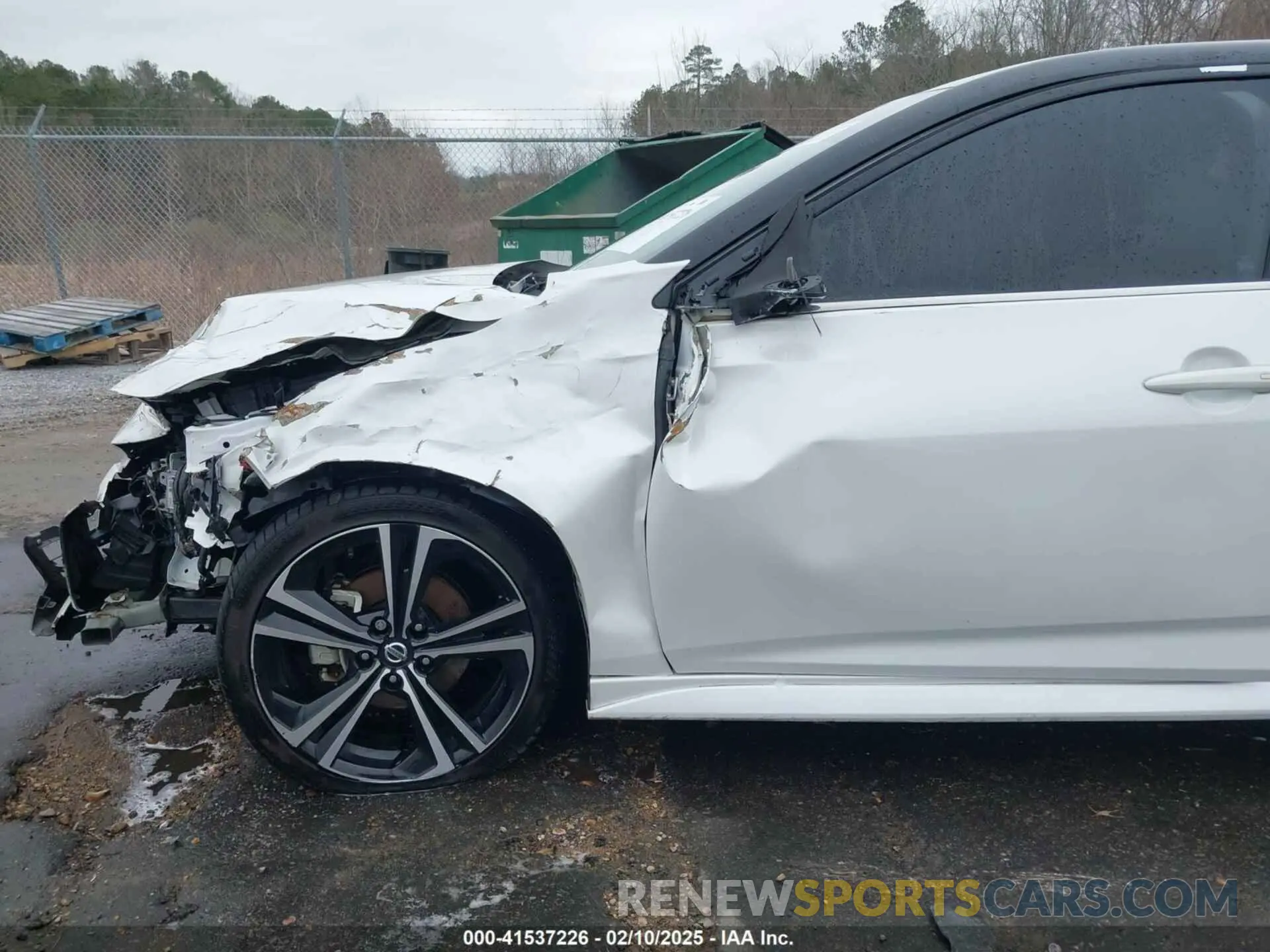 17 Photograph of a damaged car 3N1AB8DVXLY286178 NISSAN SENTRA 2020