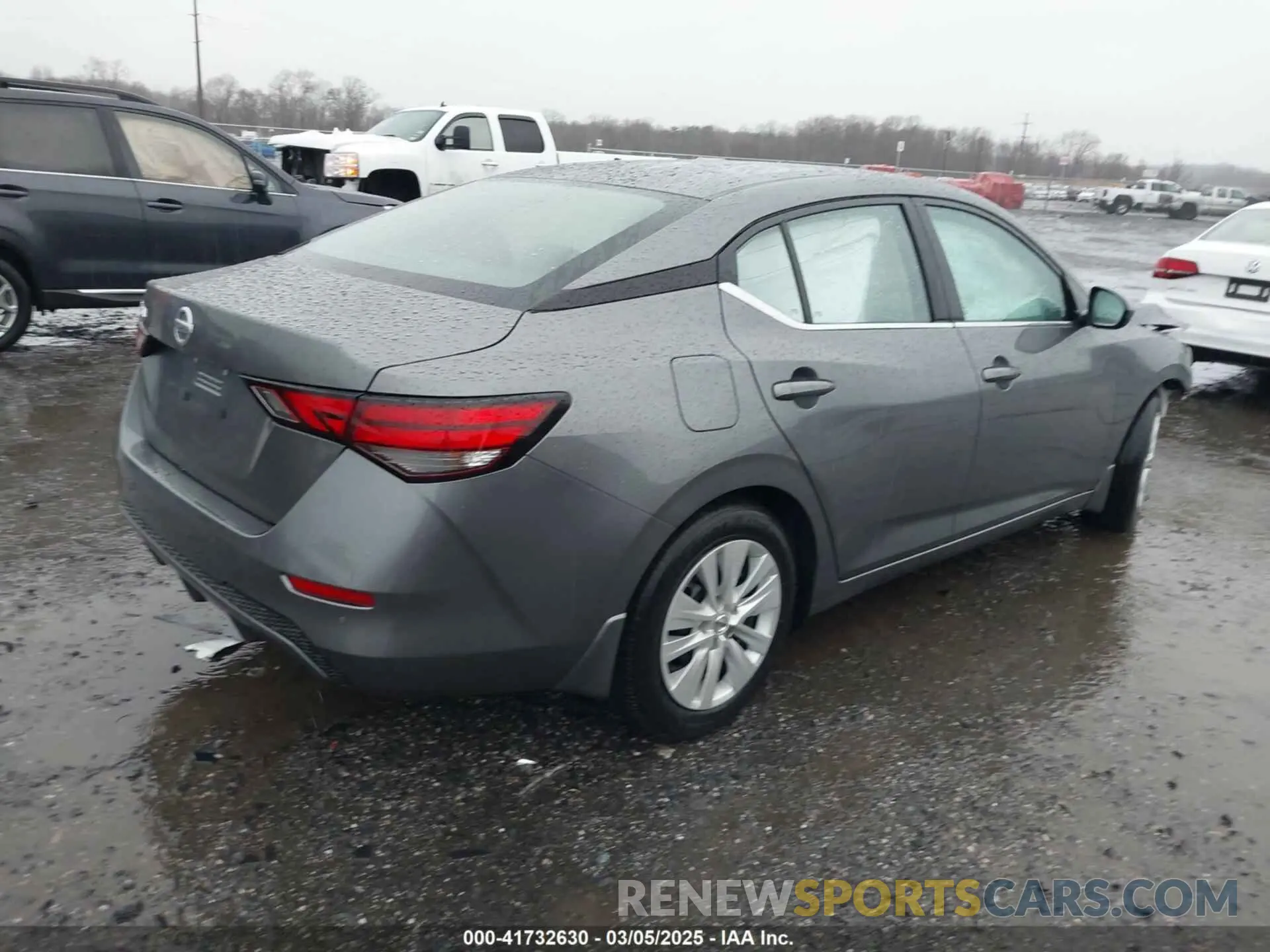 4 Photograph of a damaged car 3N1AB8BV3MY261918 NISSAN SENTRA 2021