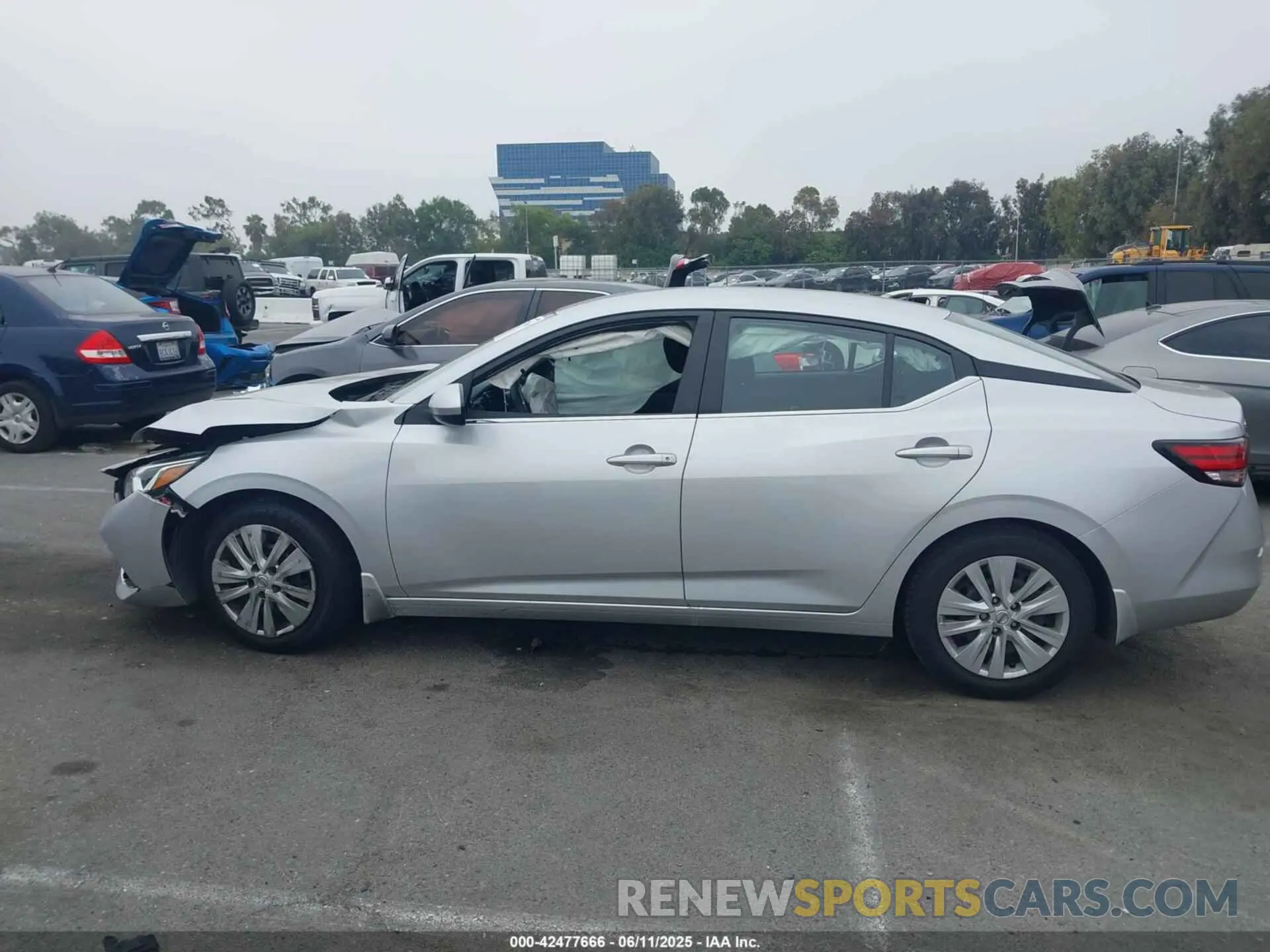 14 Photograph of a damaged car 3N1AB8BV4MY210492 NISSAN SENTRA 2021