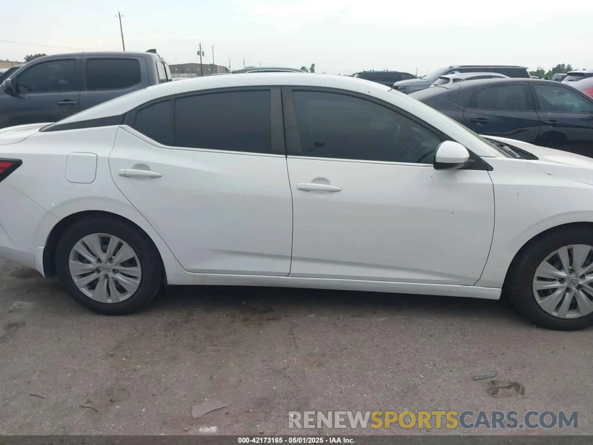 13 Photograph of a damaged car 3N1AB8BV5MY255151 NISSAN SENTRA 2021