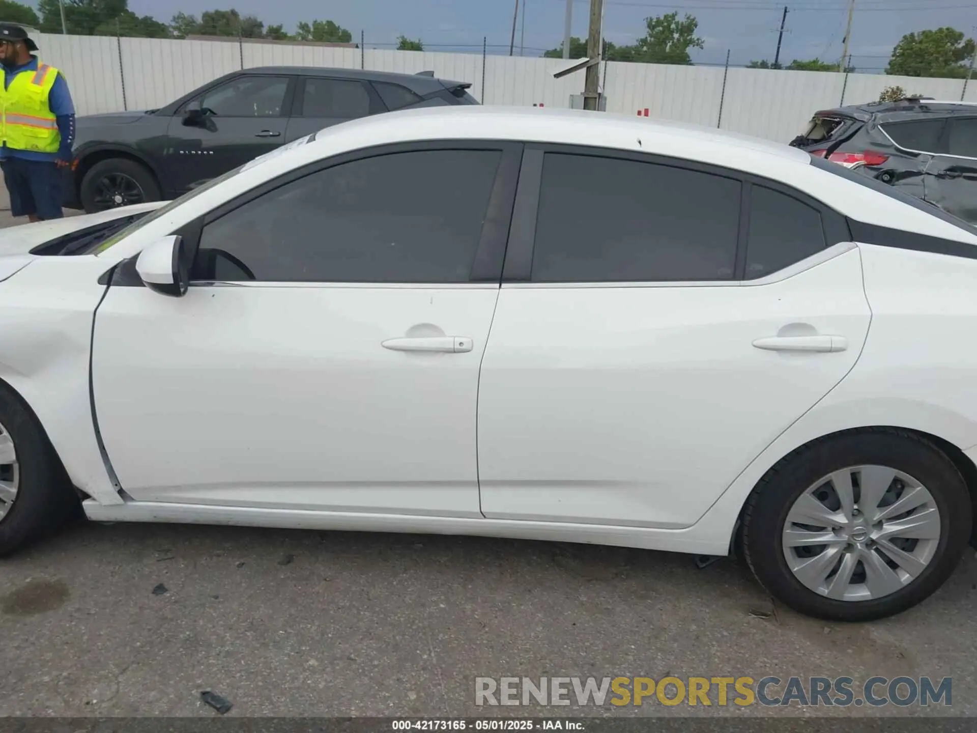 14 Photograph of a damaged car 3N1AB8BV5MY255151 NISSAN SENTRA 2021