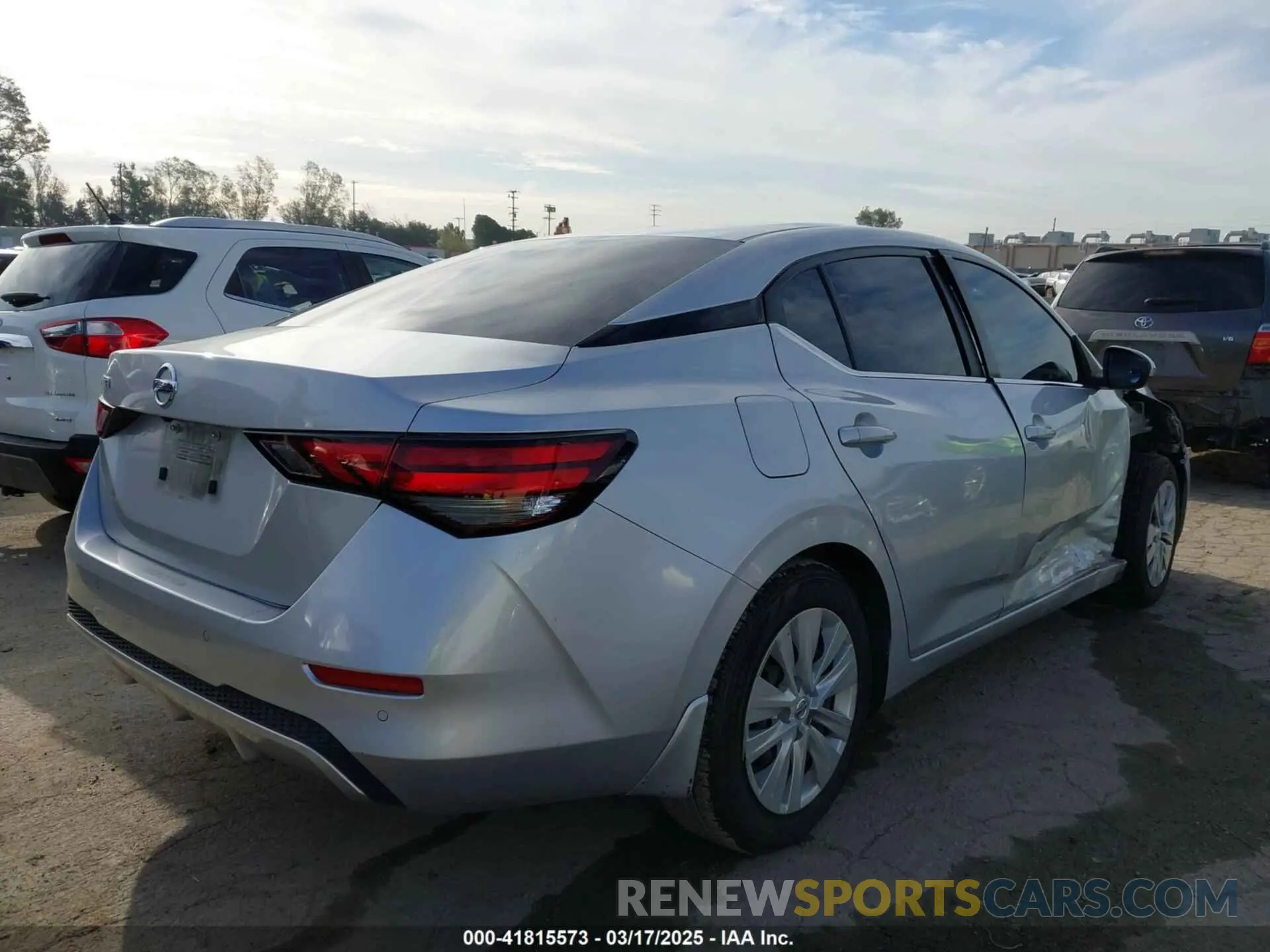 4 Photograph of a damaged car 3N1AB8BV5MY295262 NISSAN SENTRA 2021