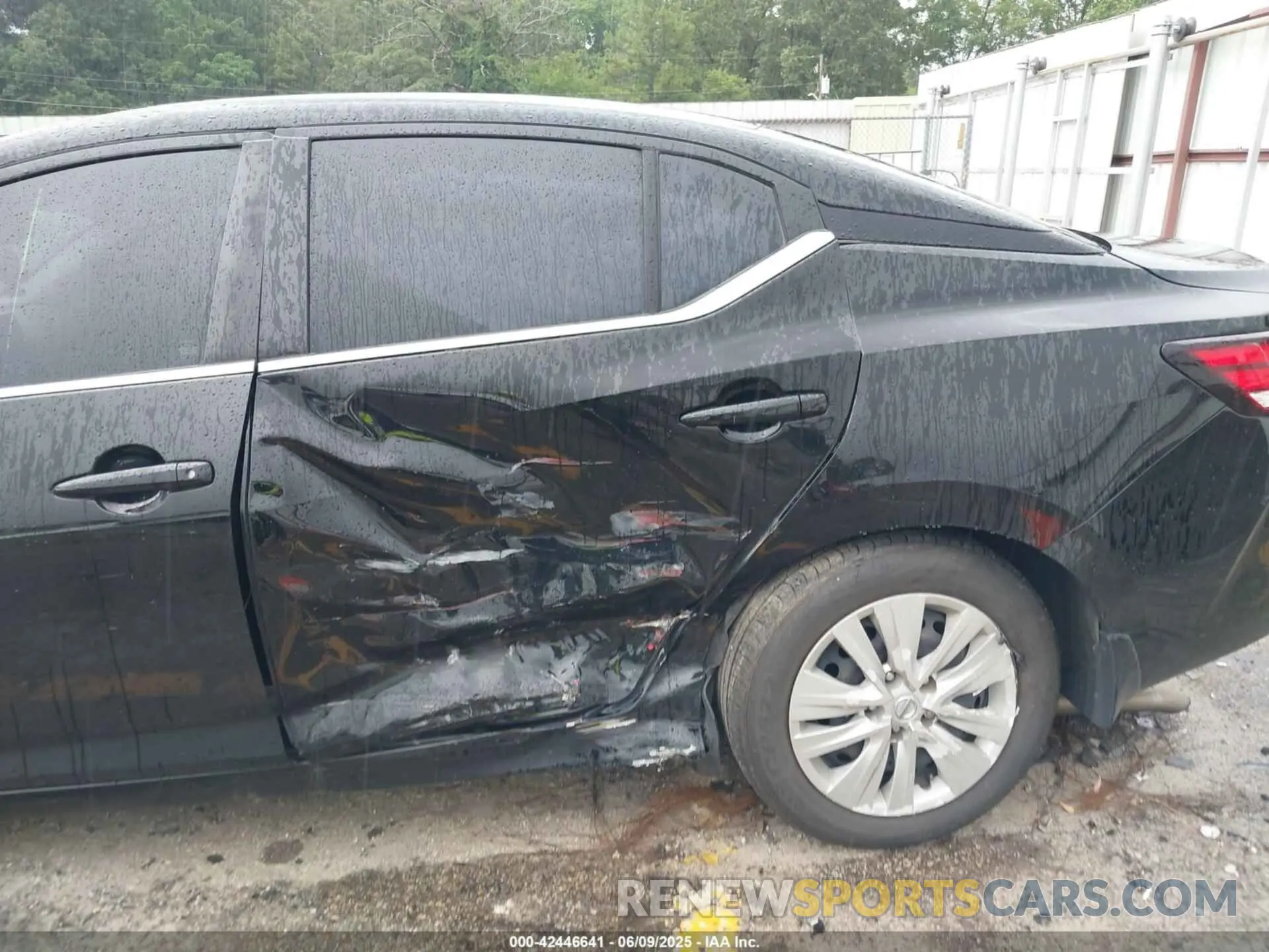 6 Photograph of a damaged car 3N1AB8BV6MY242165 NISSAN SENTRA 2021