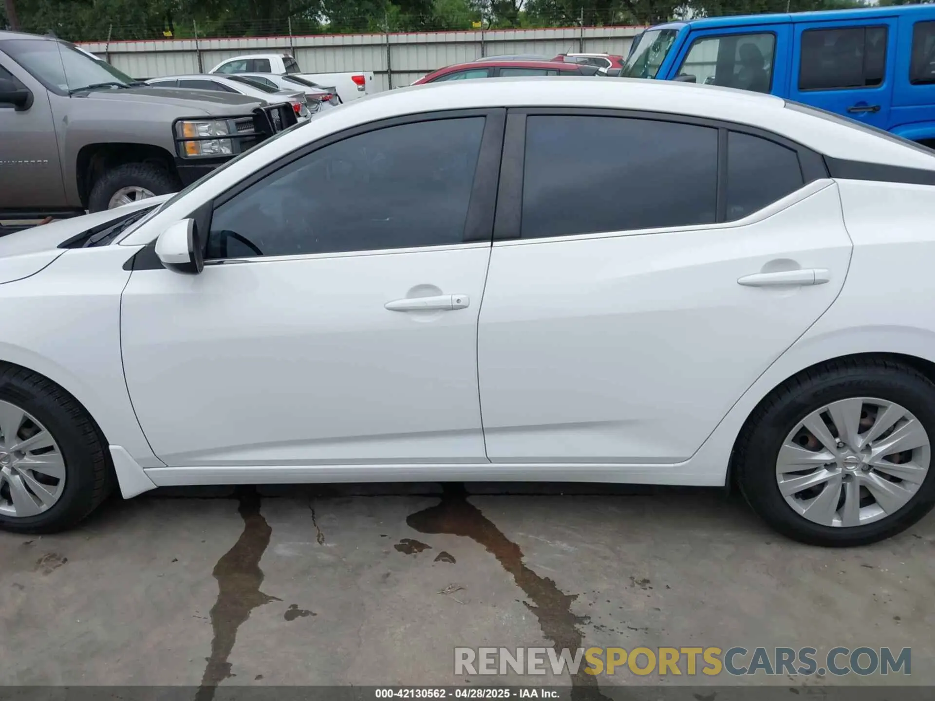 15 Photograph of a damaged car 3N1AB8BV7MY230137 NISSAN SENTRA 2021