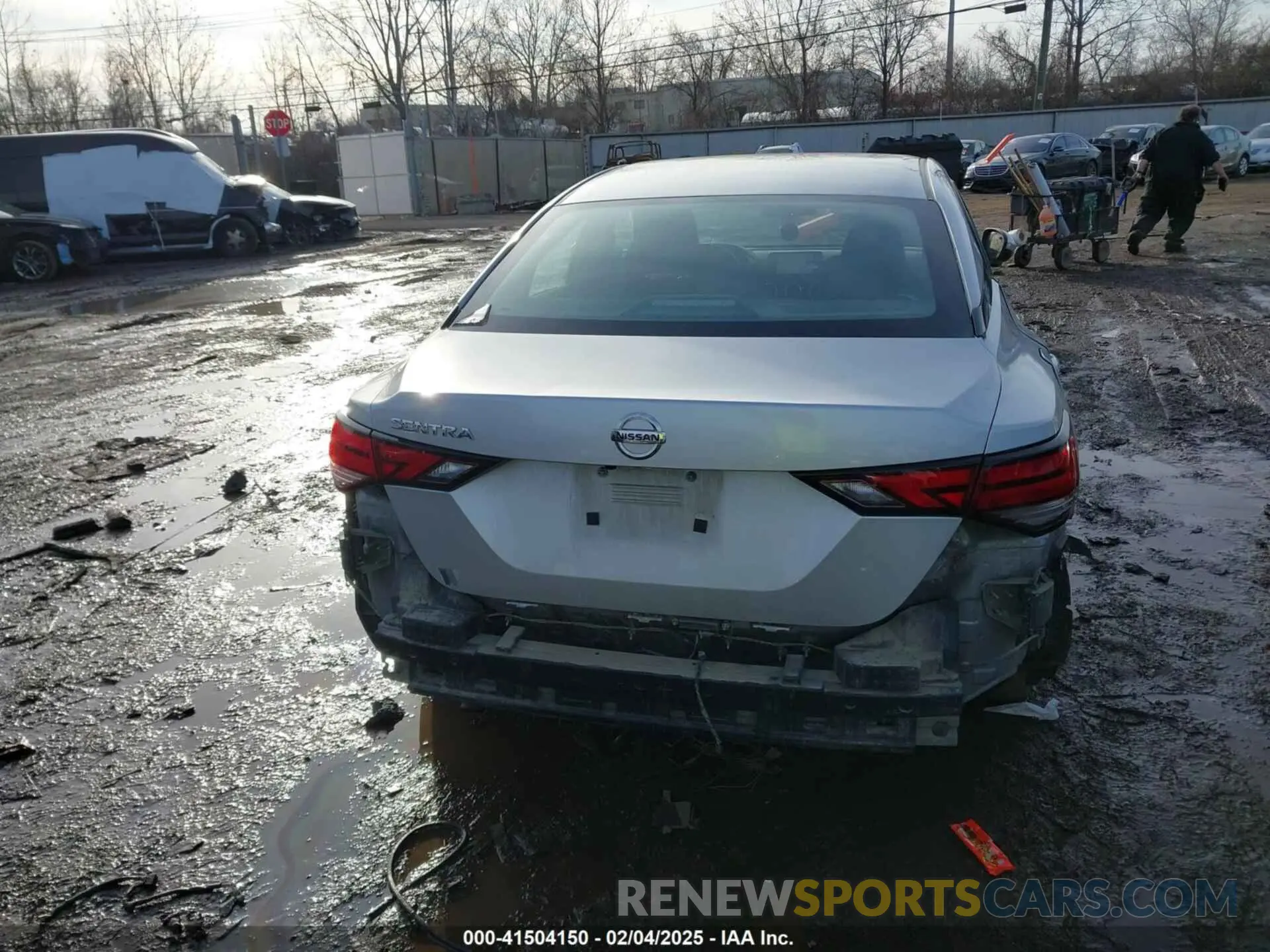17 Photograph of a damaged car 3N1AB8BV8MY212729 NISSAN SENTRA 2021