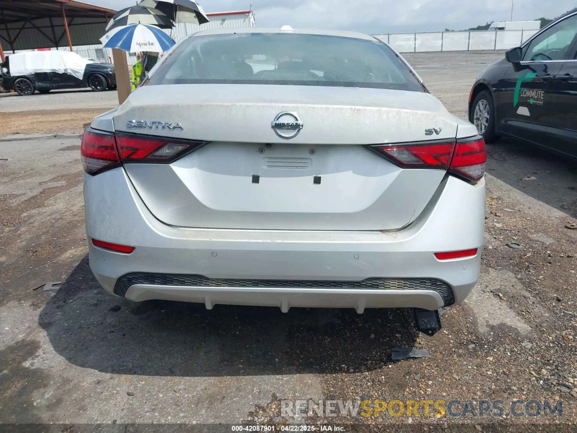 17 Photograph of a damaged car 3N1AB8CV0MY305551 NISSAN SENTRA 2021