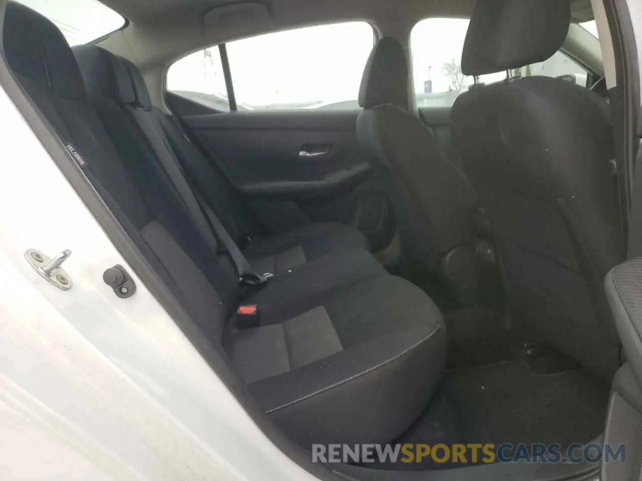 10 Photograph of a damaged car 3N1AB8CV1MY221335 NISSAN SENTRA 2021