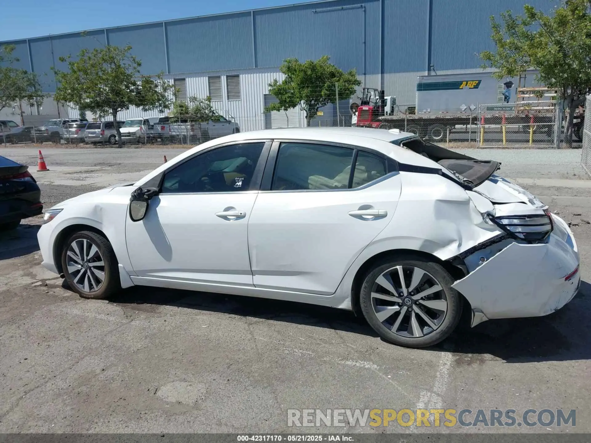 14 Photograph of a damaged car 3N1AB8CV3MY231042 NISSAN SENTRA 2021