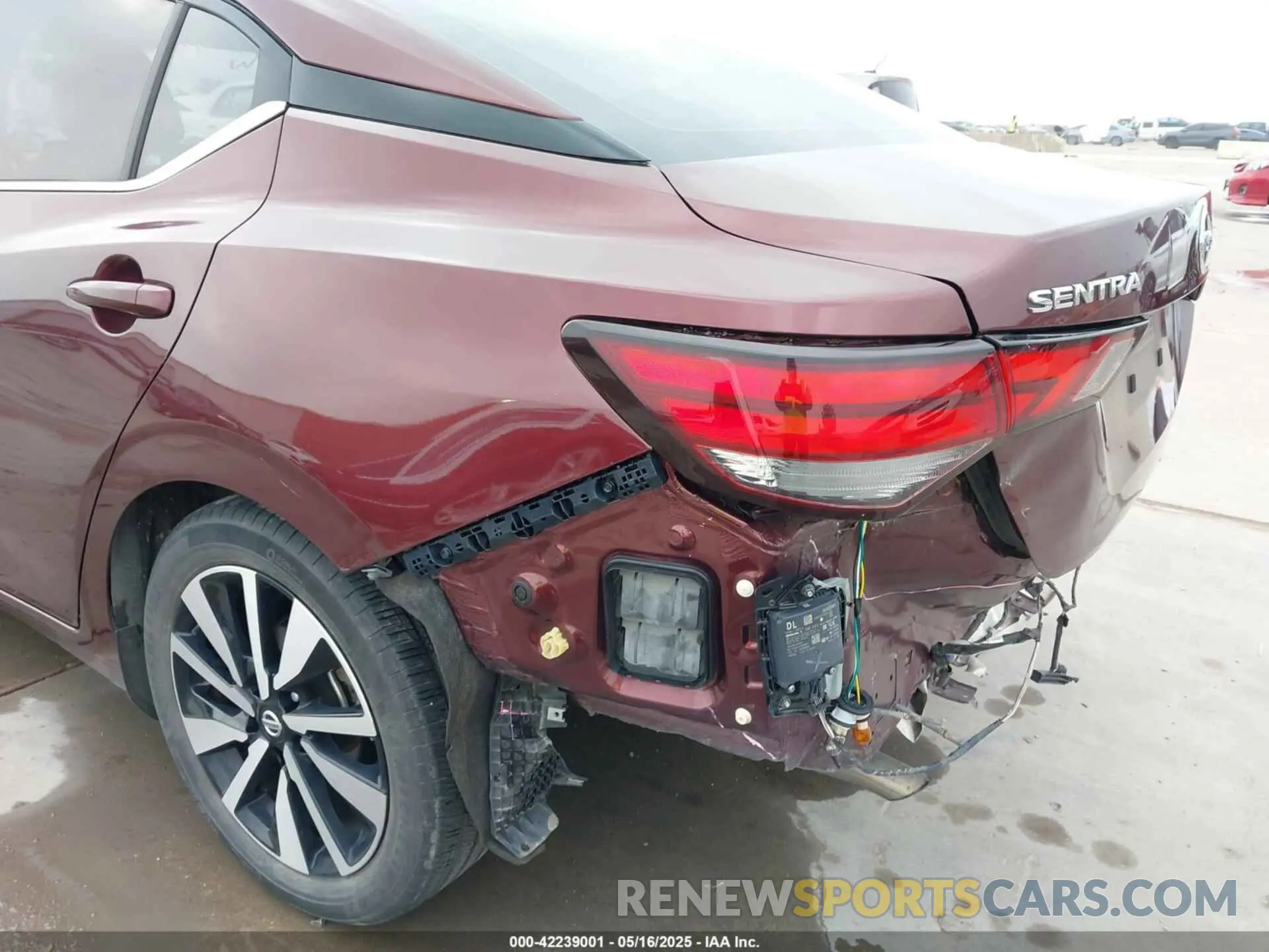 19 Photograph of a damaged car 3N1AB8CV3MY274814 NISSAN SENTRA 2021
