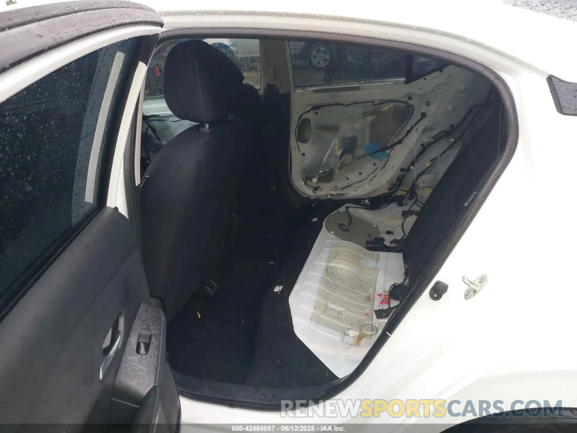 8 Photograph of a damaged car 3N1AB8CV5MY241796 NISSAN SENTRA 2021
