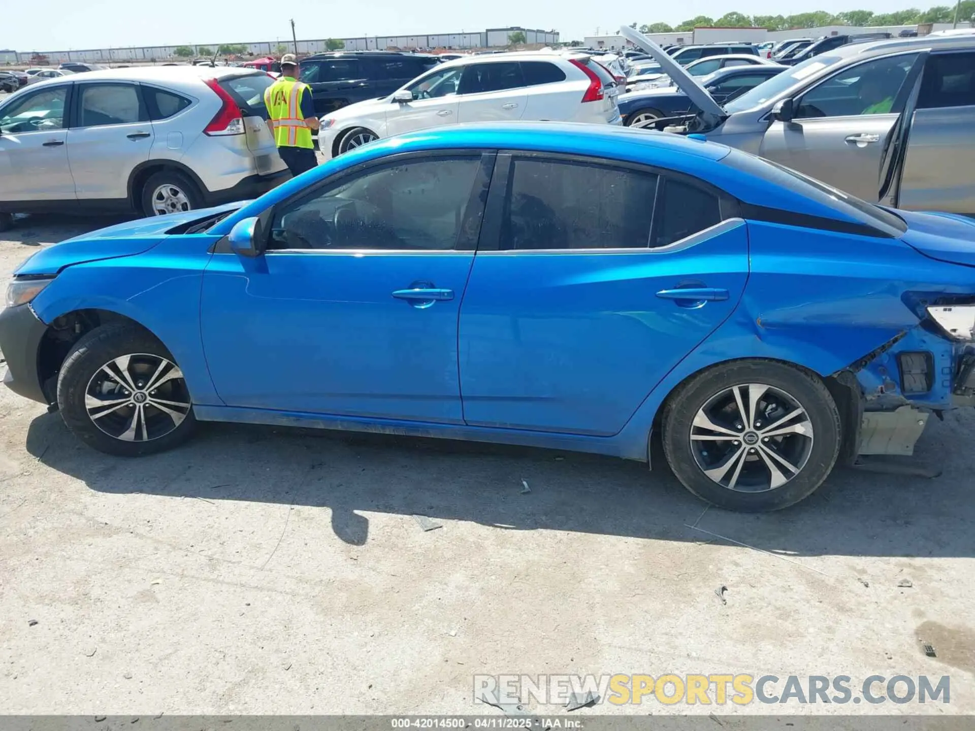 14 Photograph of a damaged car 3N1AB8CV5MY266567 NISSAN SENTRA 2021