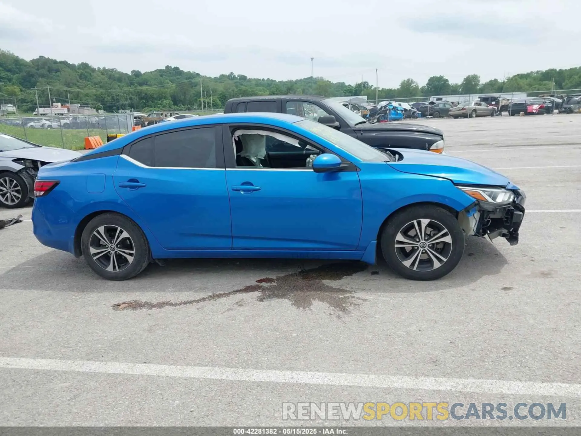 13 Photograph of a damaged car 3N1AB8CV5MY268271 NISSAN SENTRA 2021