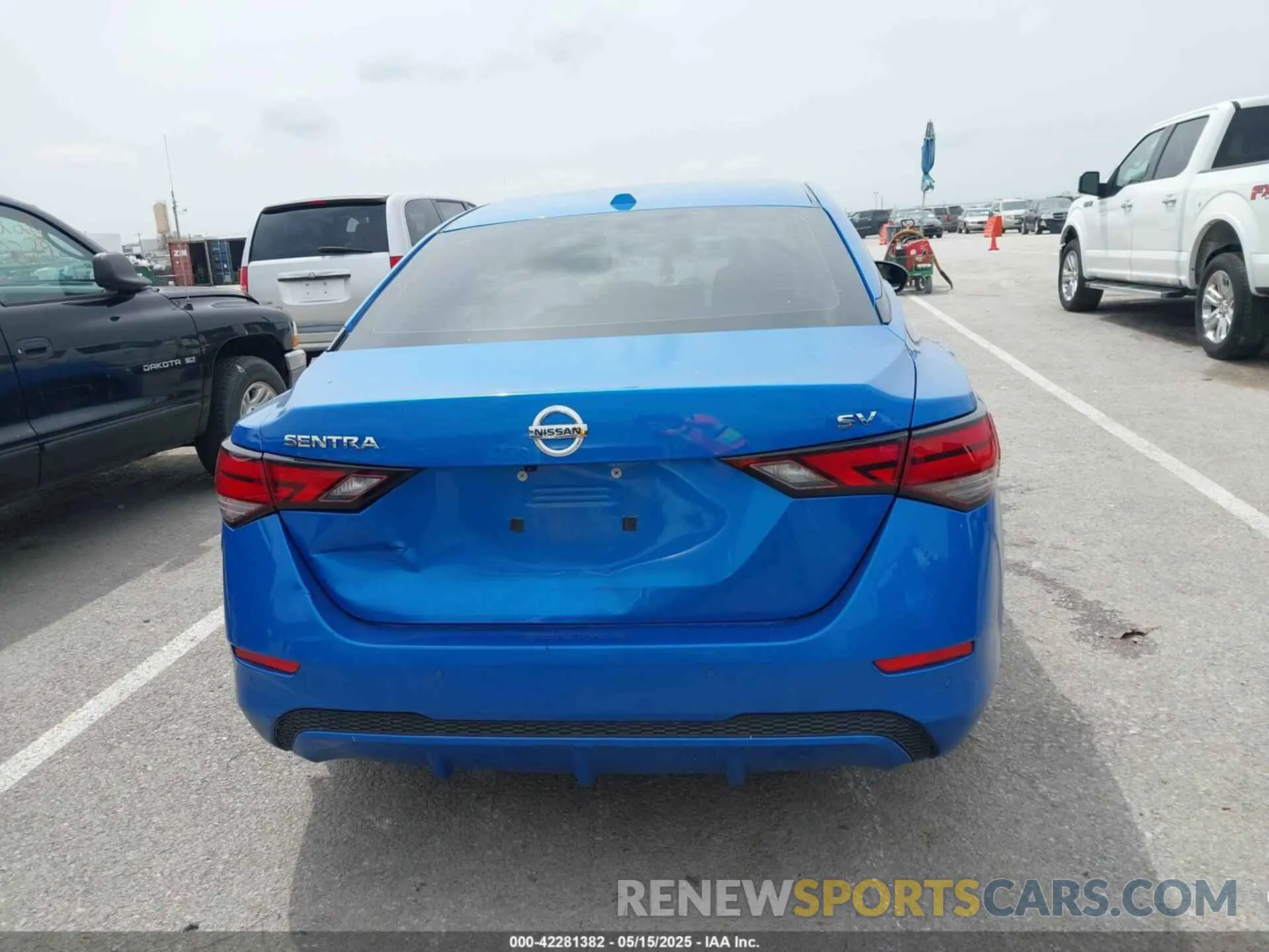 16 Photograph of a damaged car 3N1AB8CV5MY268271 NISSAN SENTRA 2021