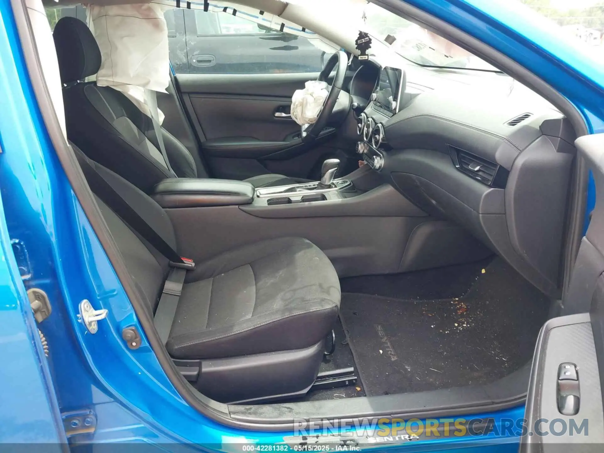 5 Photograph of a damaged car 3N1AB8CV5MY268271 NISSAN SENTRA 2021