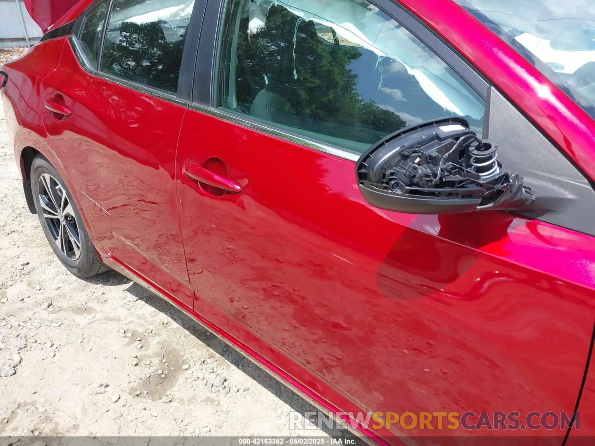 17 Photograph of a damaged car 3N1AB8CV6MY319762 NISSAN SENTRA 2021