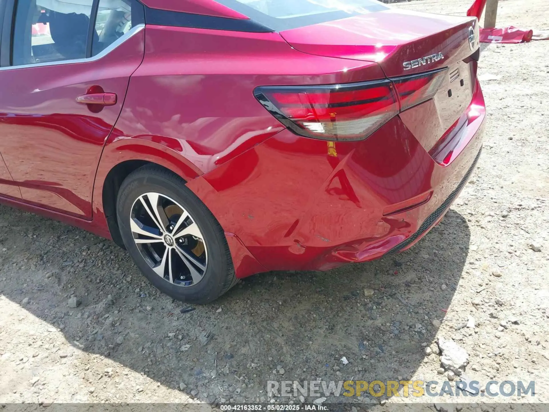 19 Photograph of a damaged car 3N1AB8CV6MY319762 NISSAN SENTRA 2021