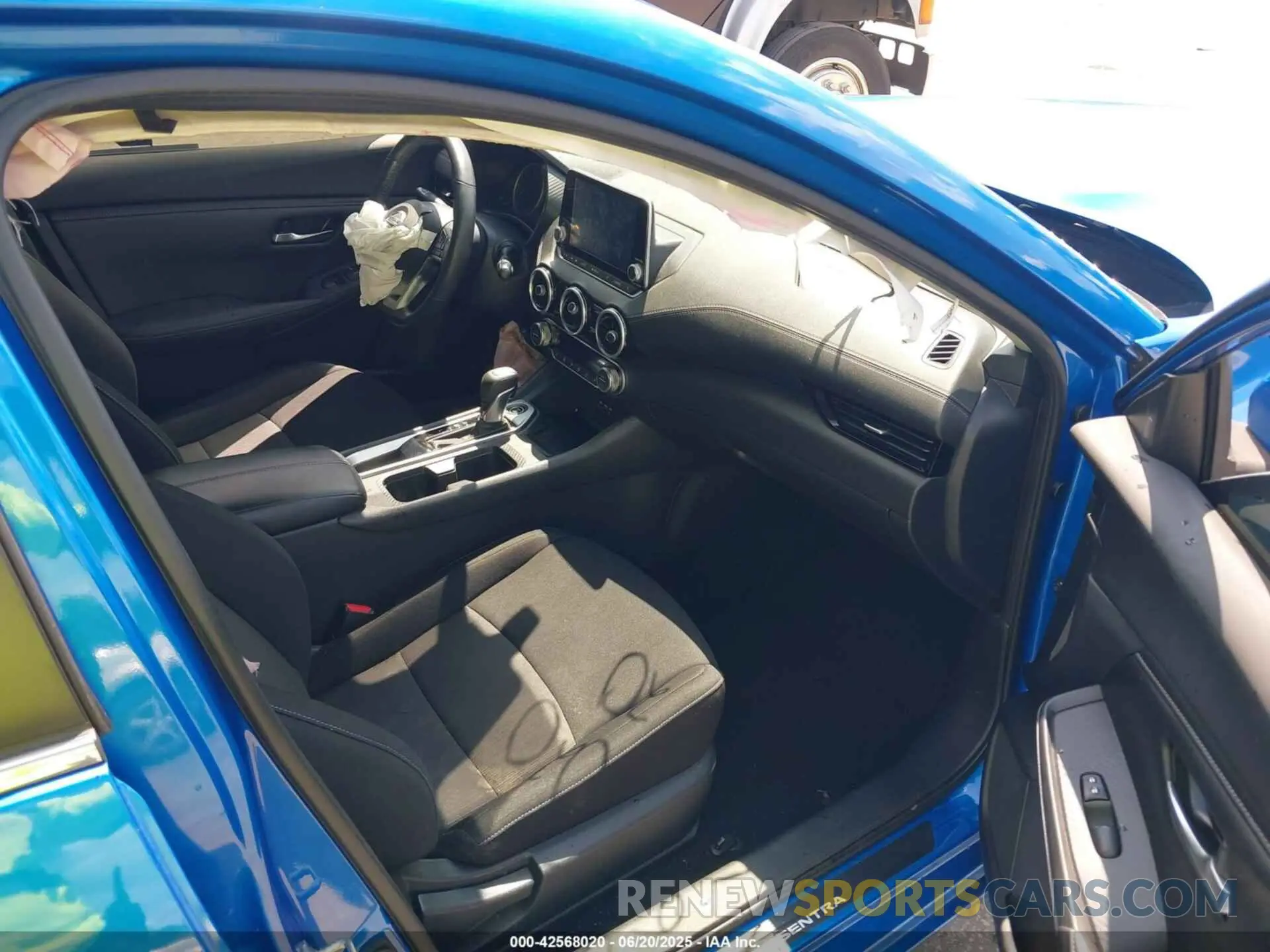 5 Photograph of a damaged car 3N1AB8CV7MY307510 NISSAN SENTRA 2021